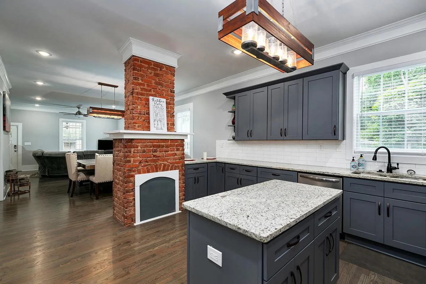 Dining area in Atlanta Luxury Vacation Home by Downtown & Airport