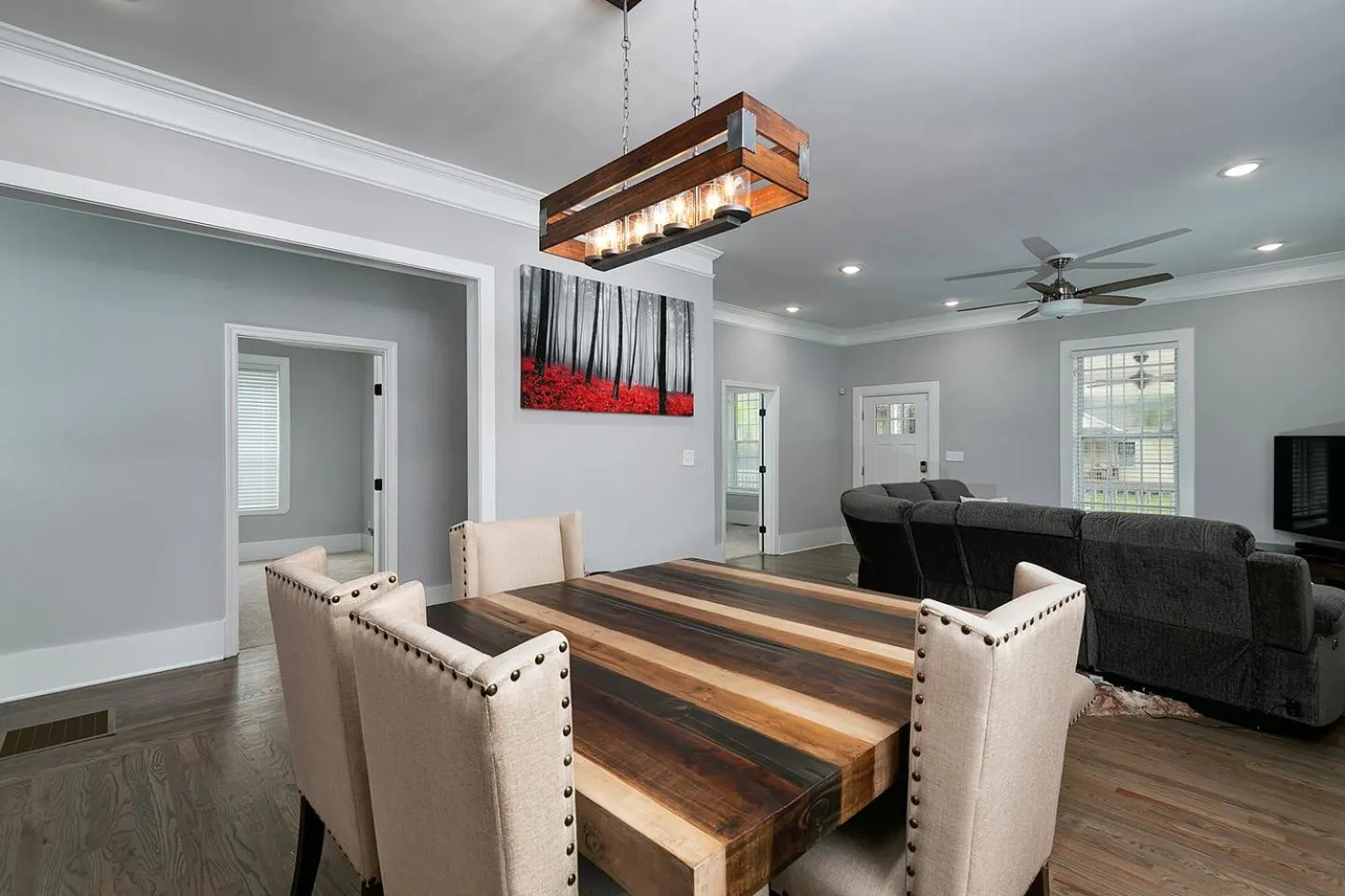 Dining area in Atlanta Luxury Vacation Home by Downtown & Airport
