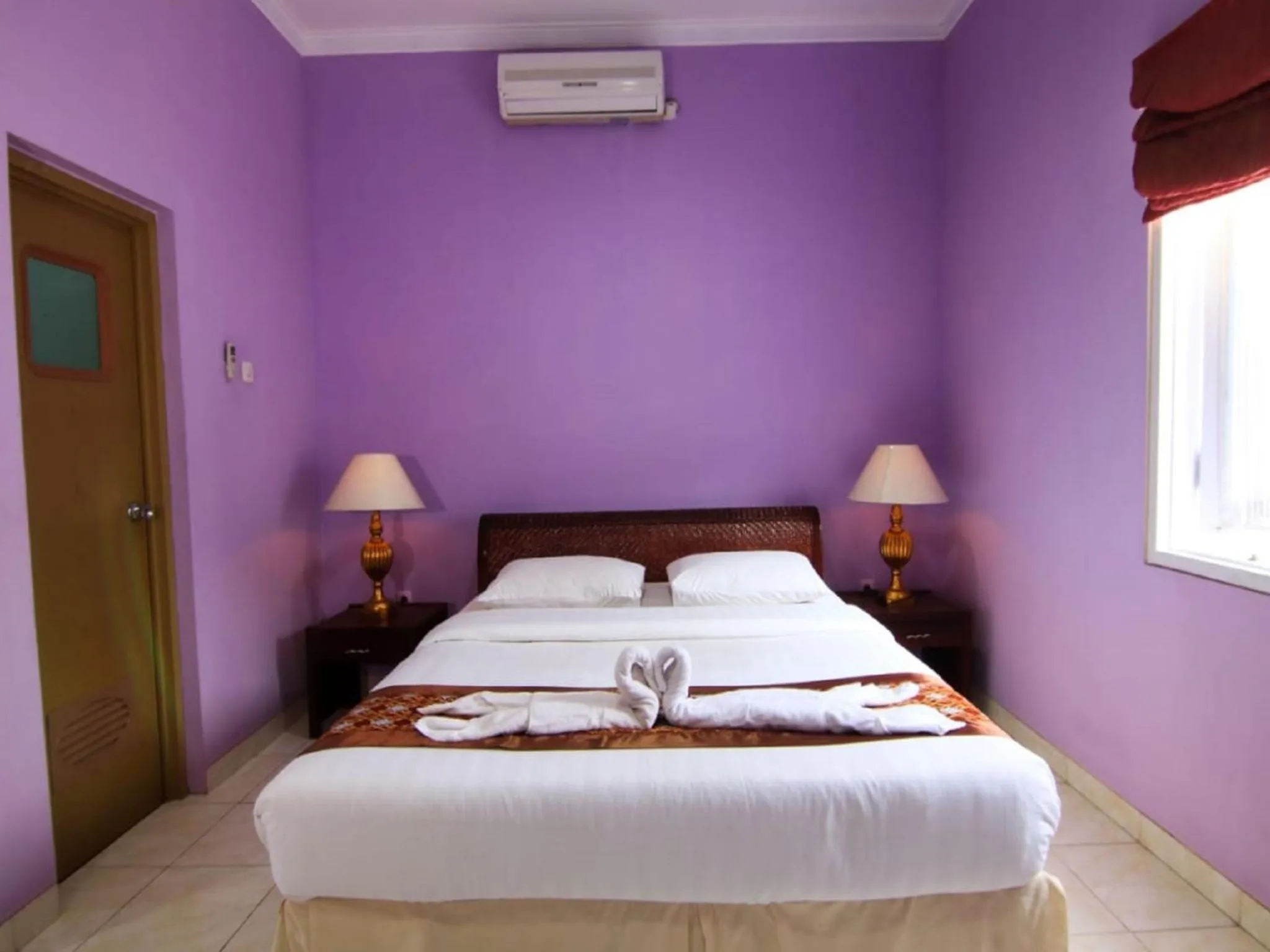 Bedroom, Bed in Hotel Signature Mandala Kencana