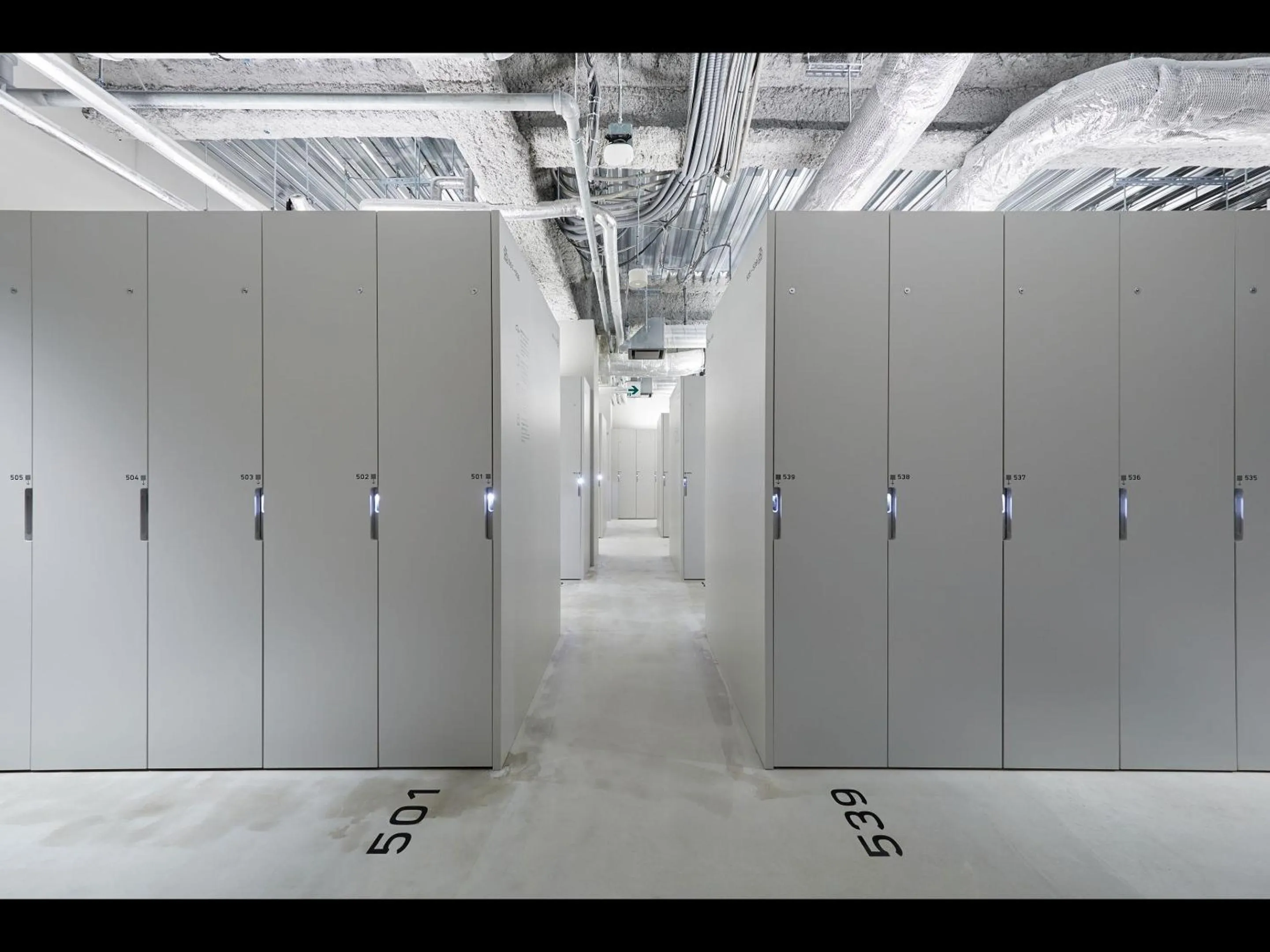 Other in 9h nine hours Hakata station