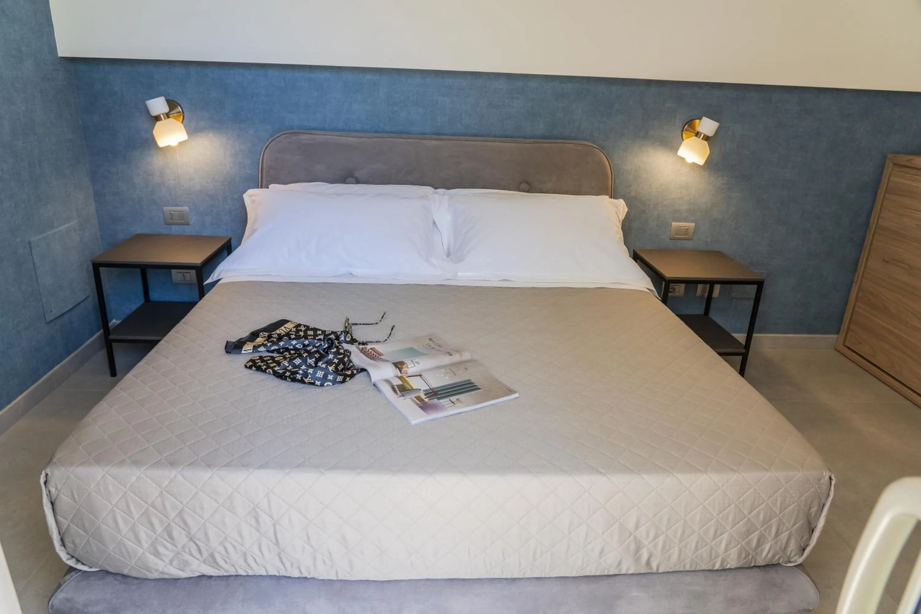 Bed in 10 Catalani Rooms