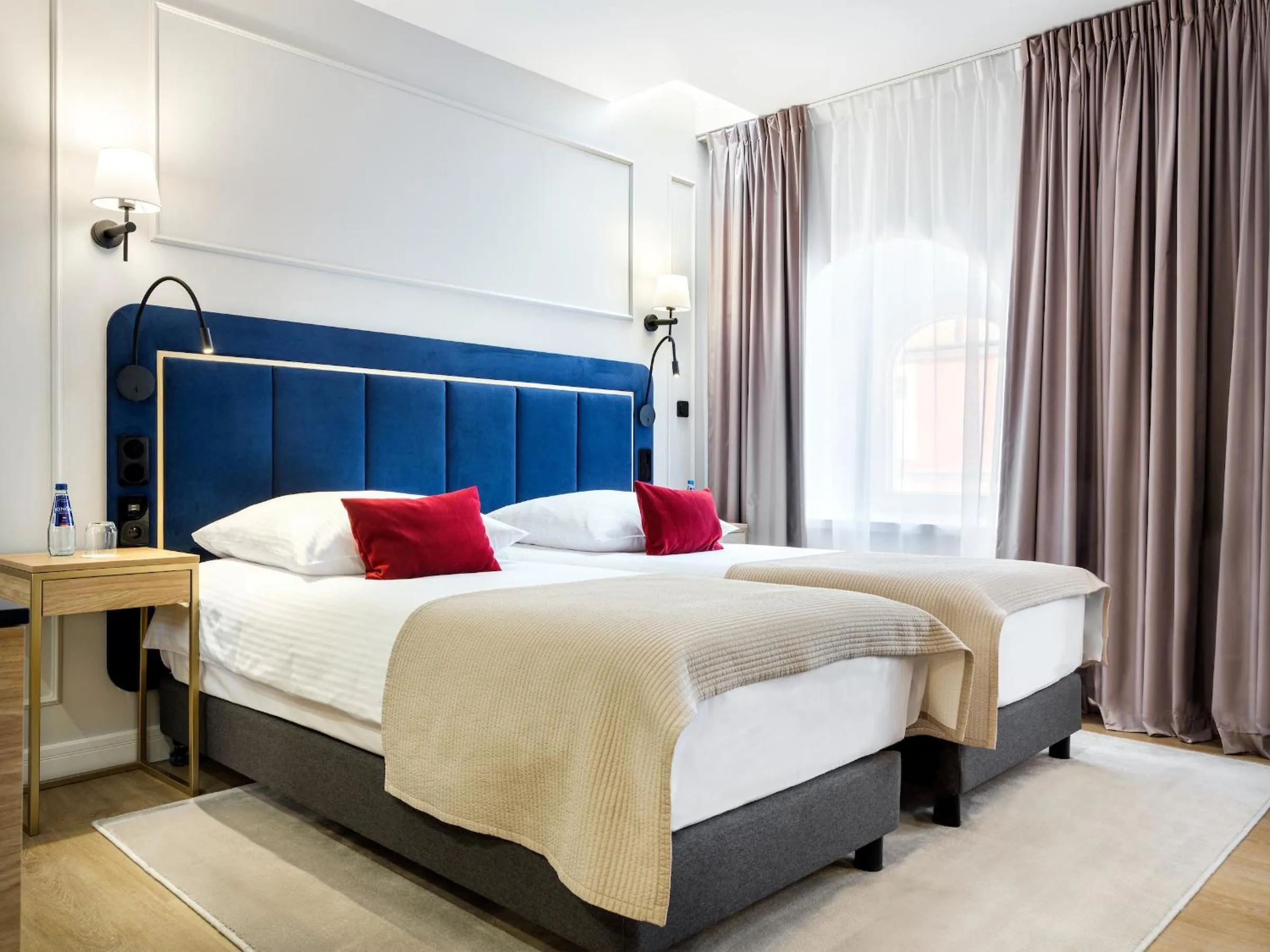 Bed in Hotel Golden Queen