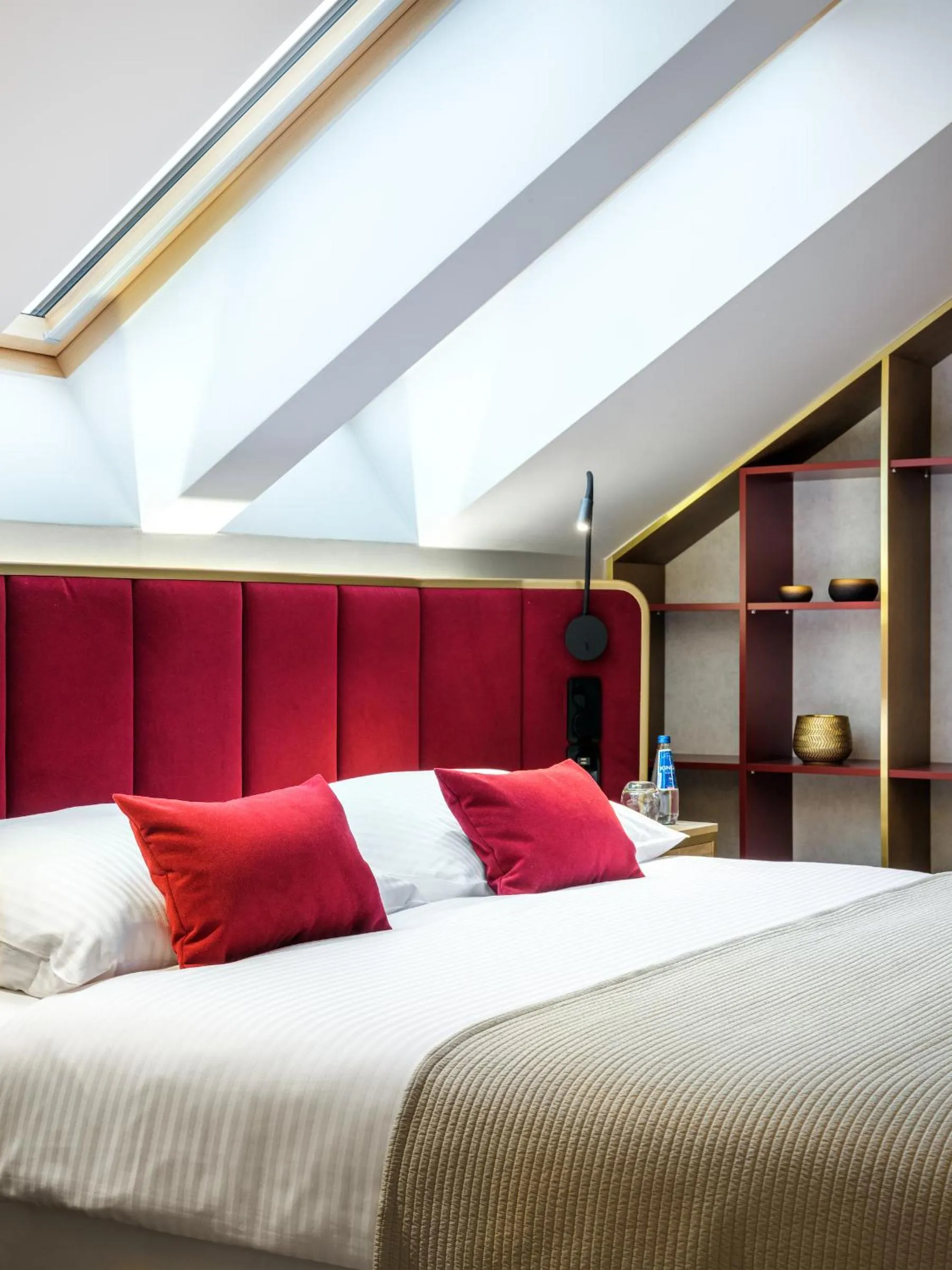 Bed in Hotel Golden Queen