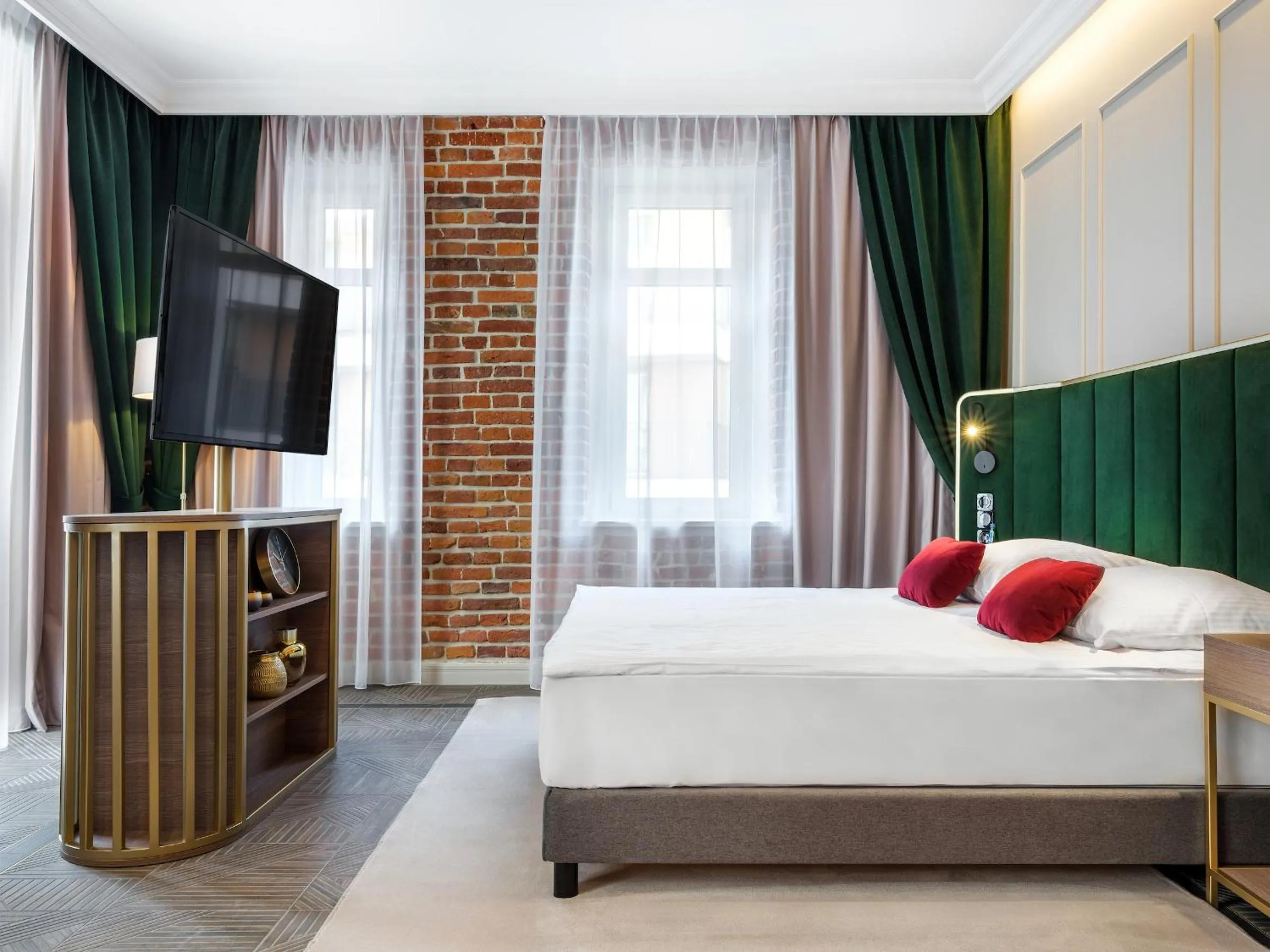 Bed in Hotel Golden Queen