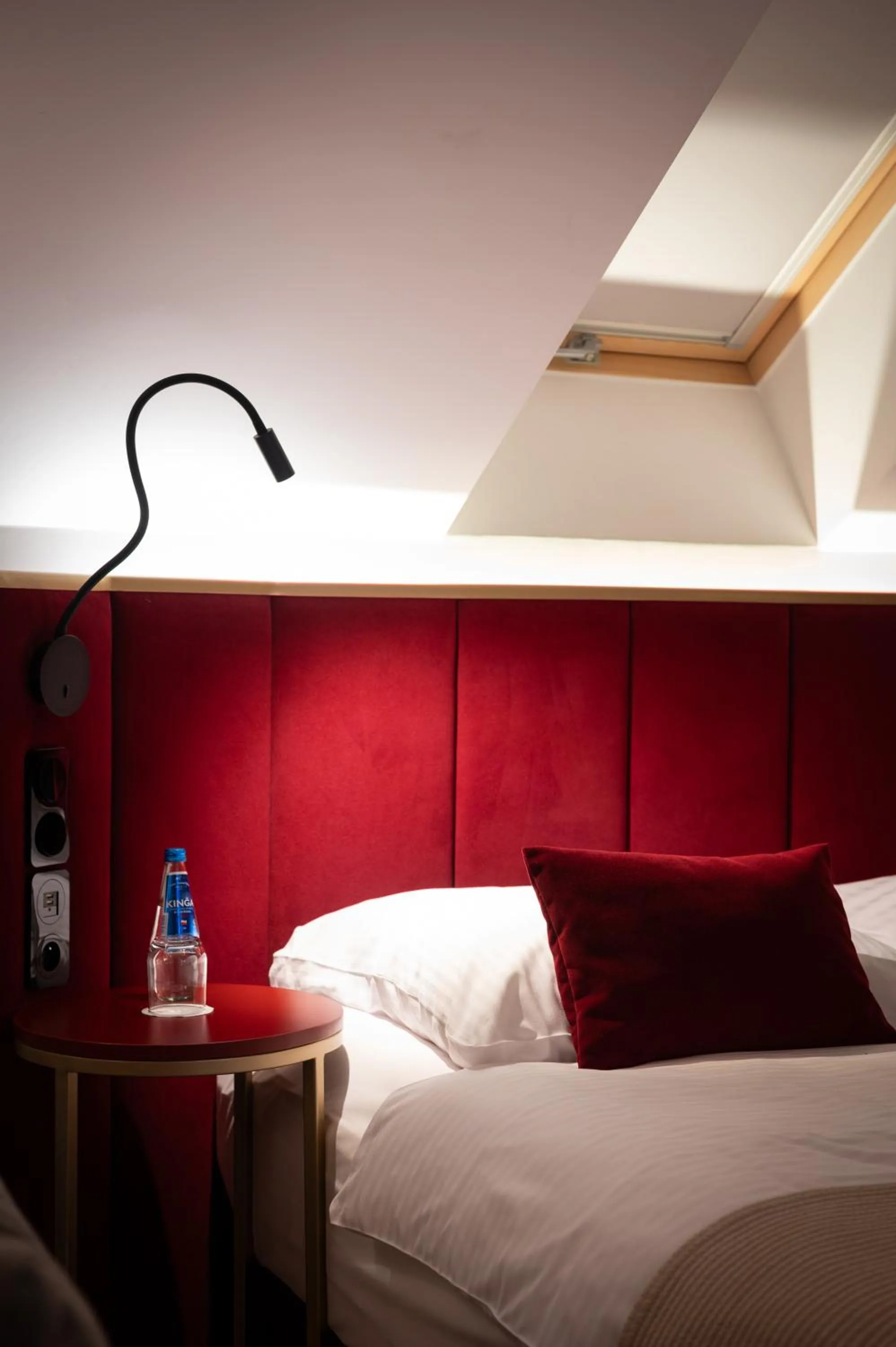 Bed in Hotel Golden Queen