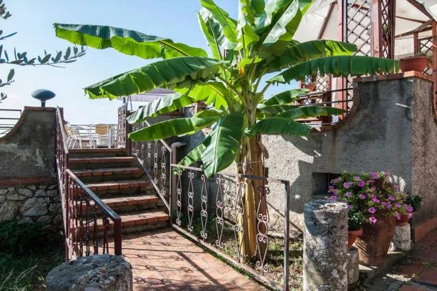 Property building in C'era una volta