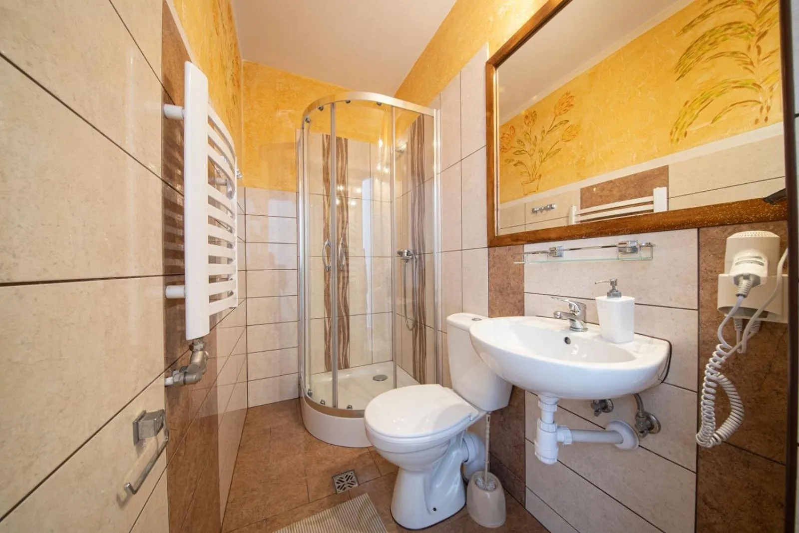 Bathroom in DW Maria 2