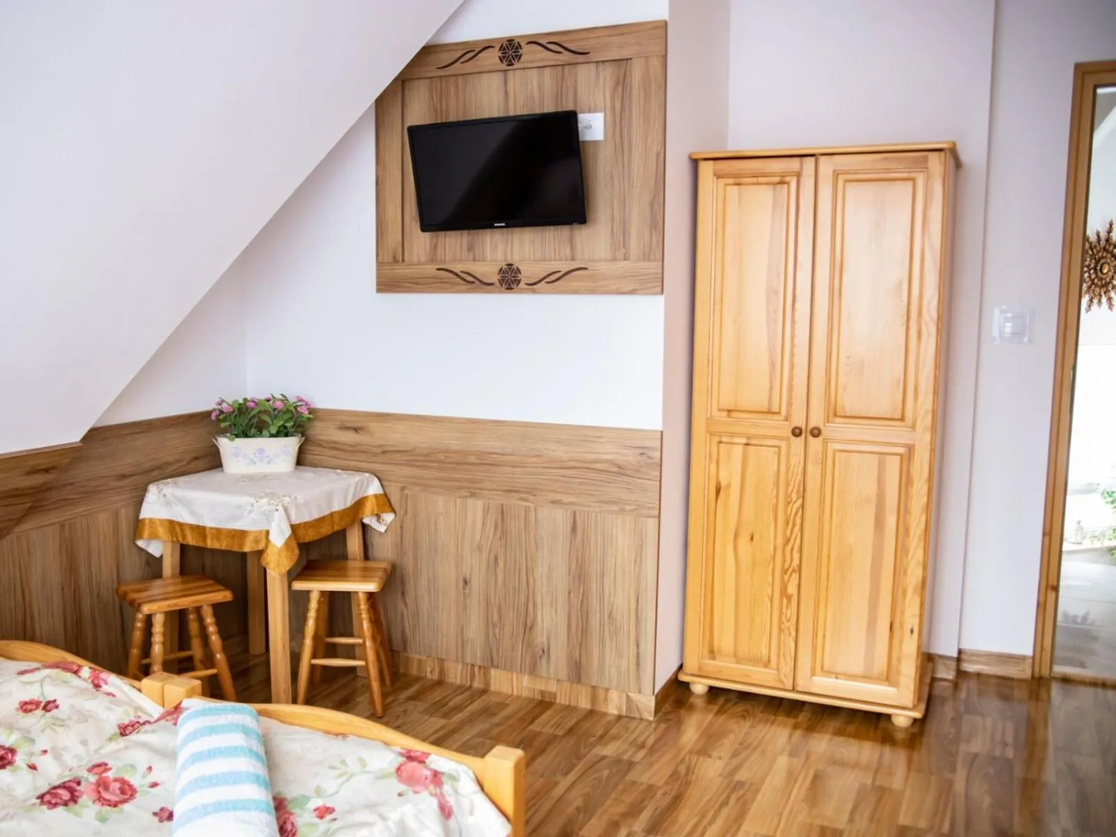 Photo of the whole room in DW Maria 2