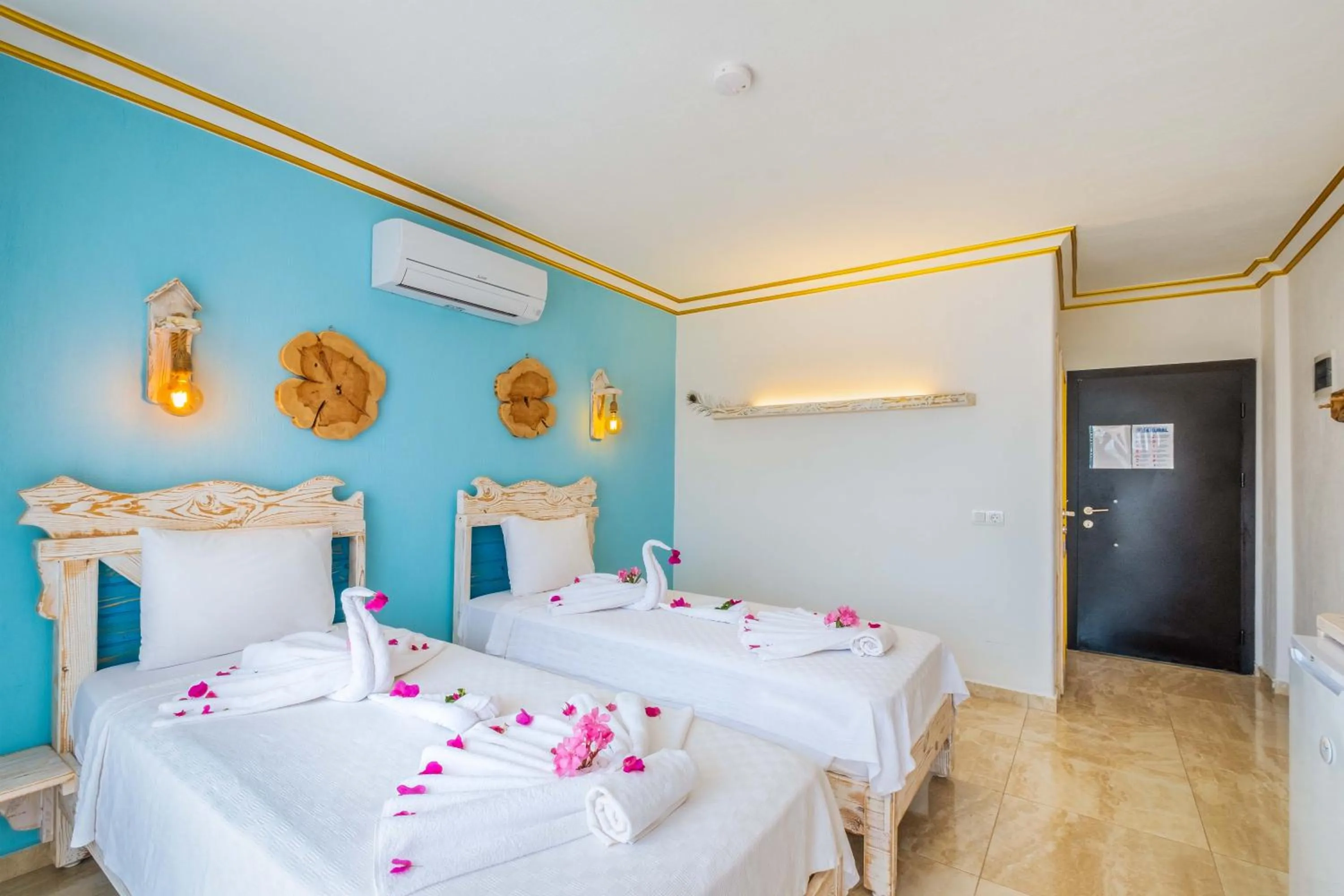 Photo of the whole room in Kaş Sun Glare Hotel