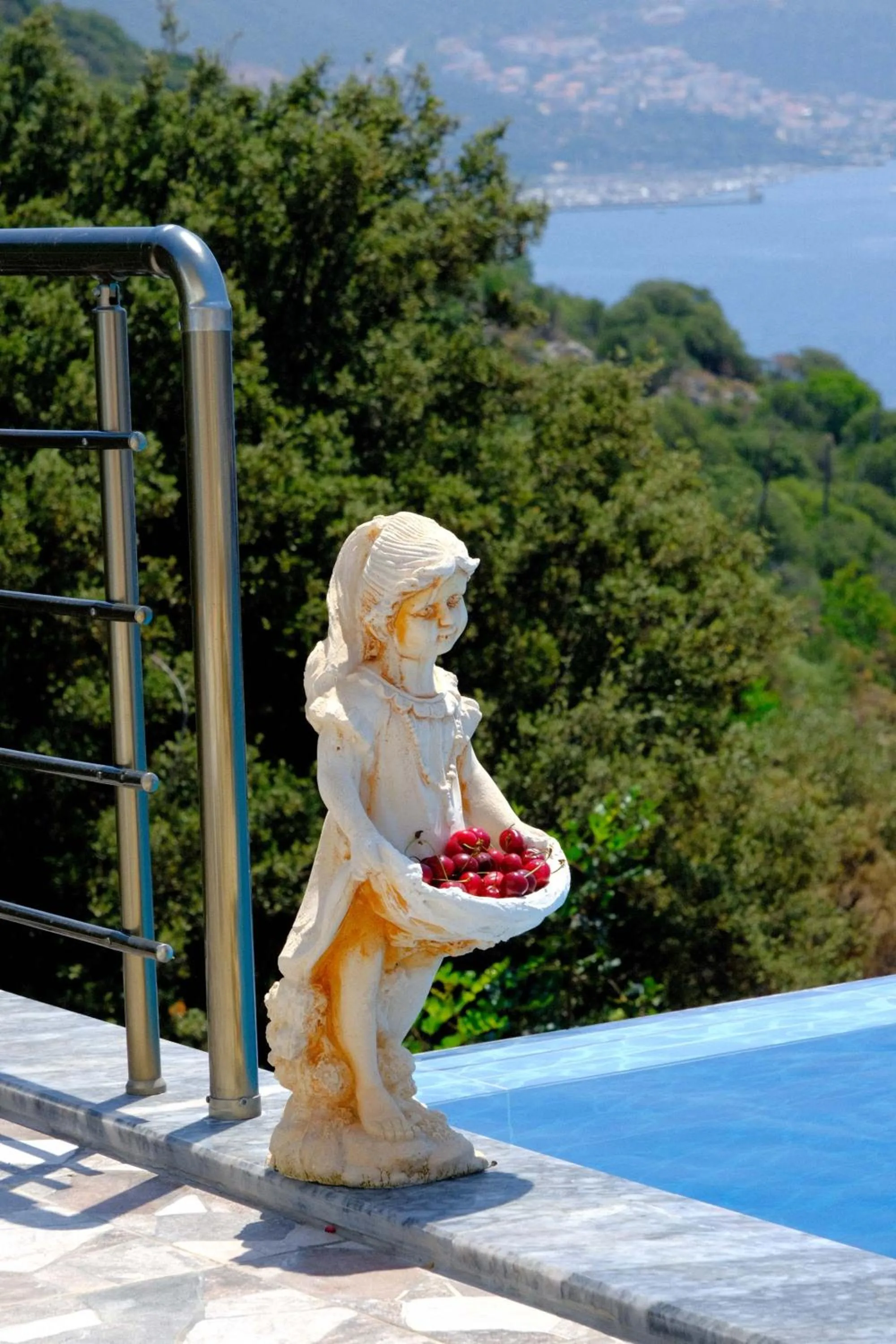 Swimming pool in Kaş Sun Glare Hotel