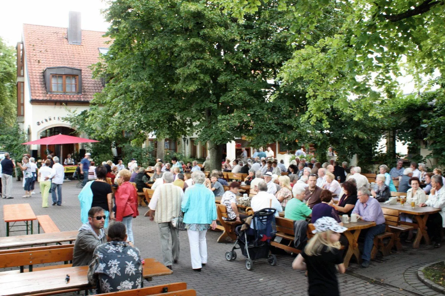 Restaurant/places to eat in Brauerei Gasthof Kraus