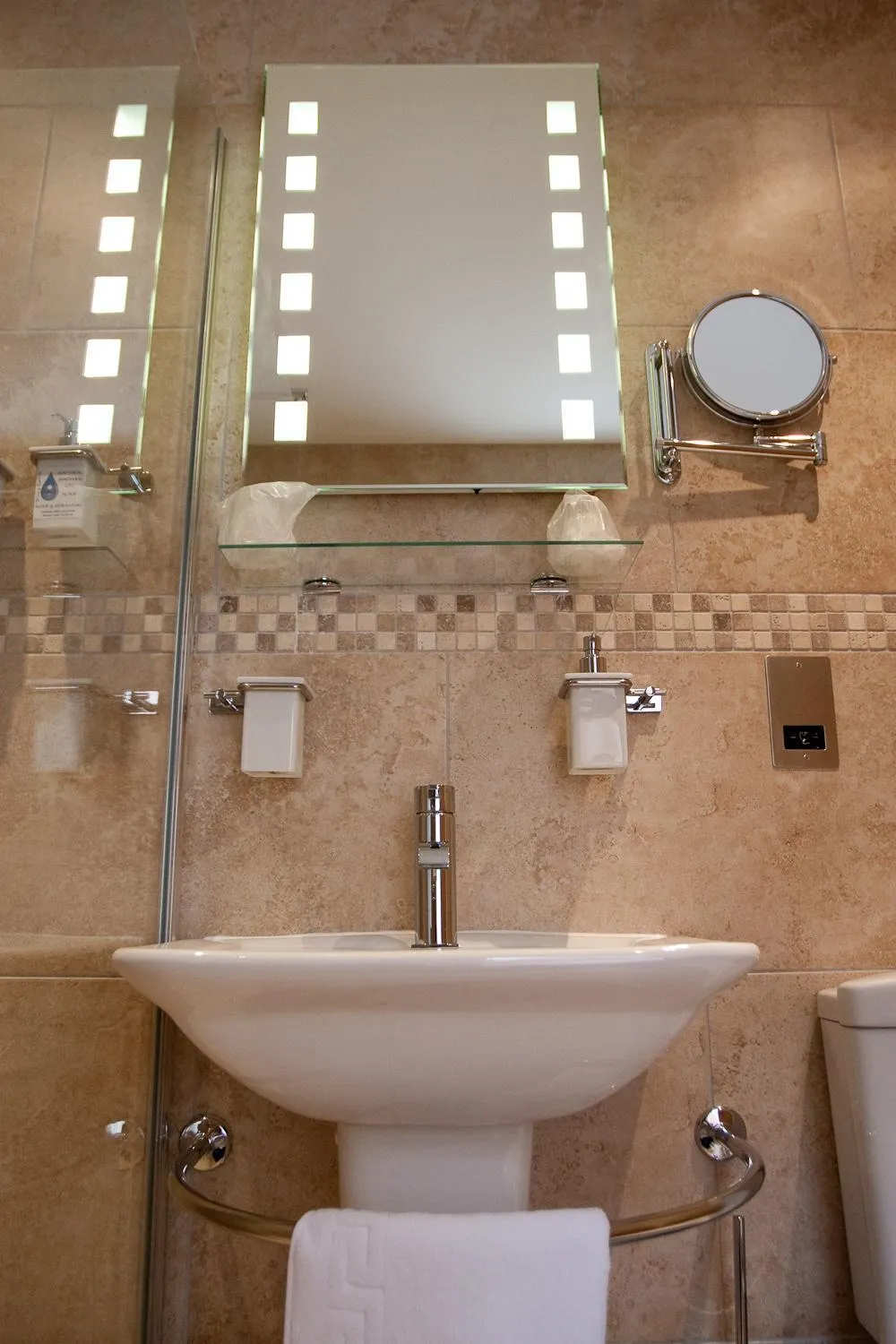 Bathroom in Langtrys