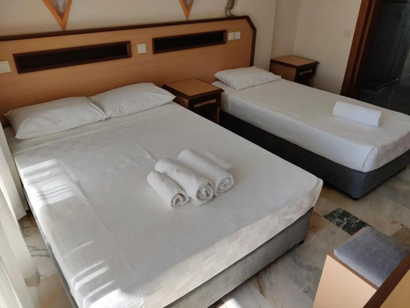 Triple Room with Garden View in Side Özgürhan Hotel Triple Room with Garden View in Side Özgürhan Hotel