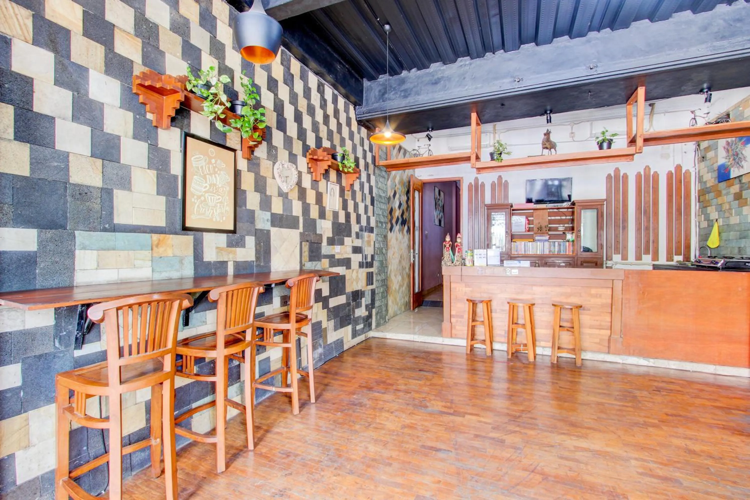 Lobby or reception in Hotel O Prawirotaman Near Keraton Yogyakarta Formerly Paris Guesthouse