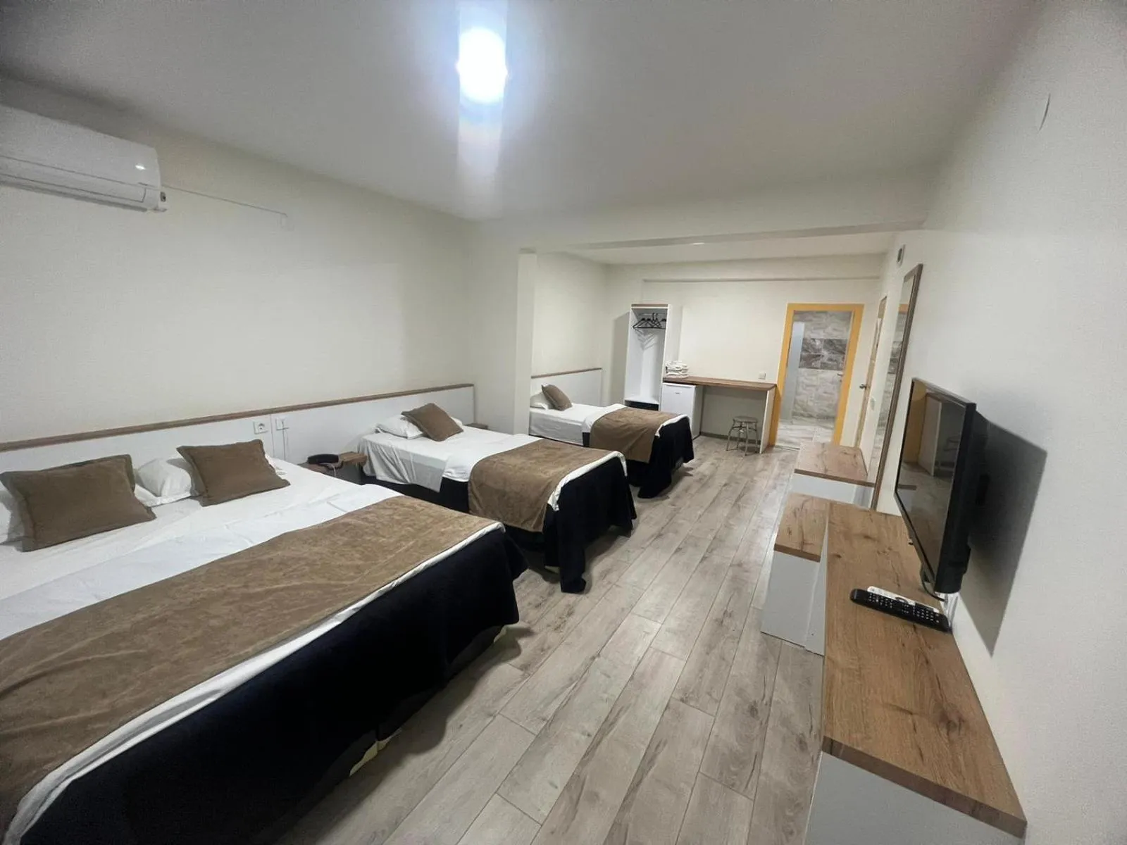 Bed in Köprücü Hotel