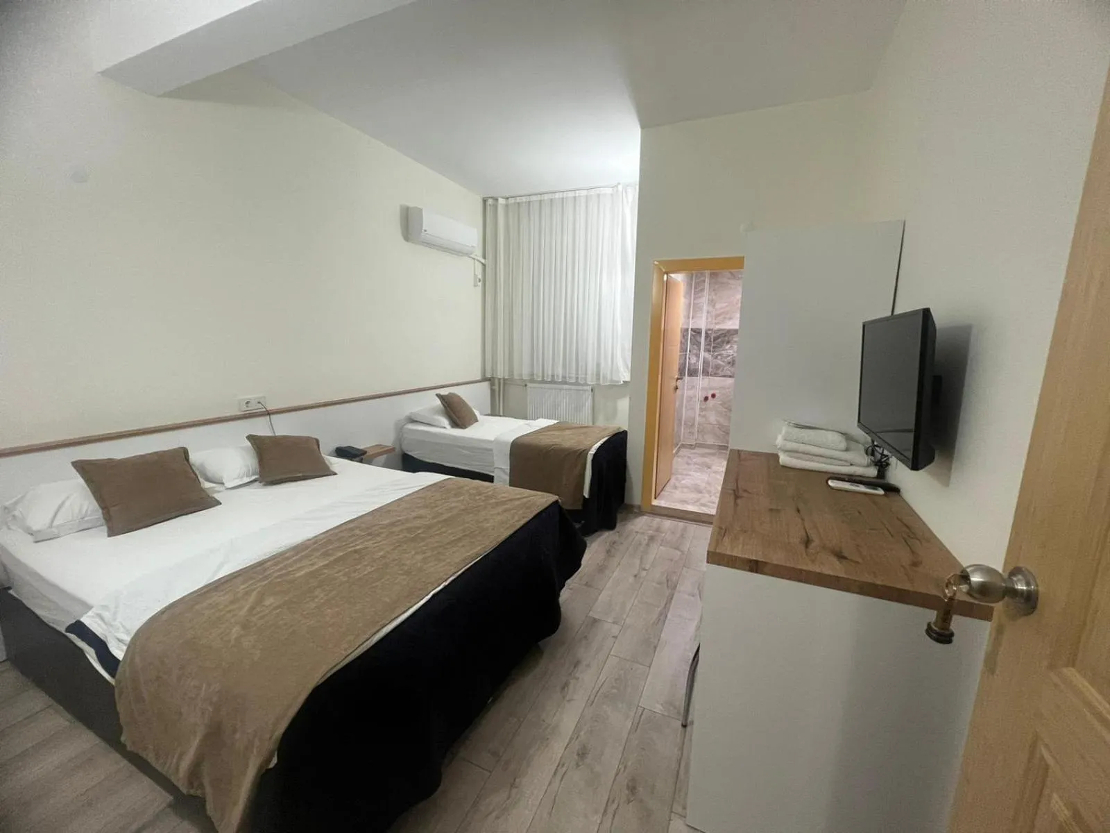 Bed in Köprücü Hotel