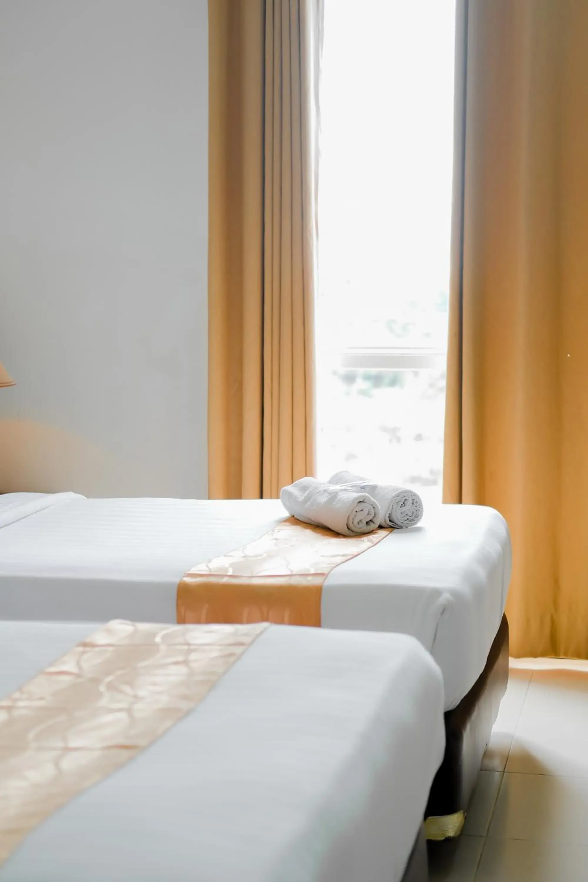 Deluxe Twin Room in Hotel Bonero Residence Deluxe Twin Room in Hotel Bonero Residence