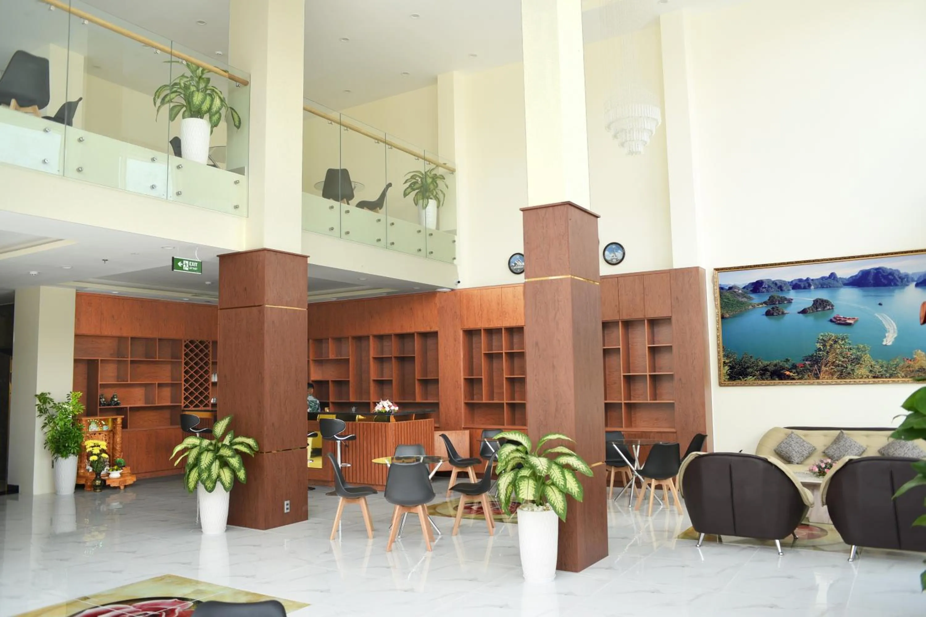 Lounge or bar in Lucky Star Ho Tram Hotel & Restaurant