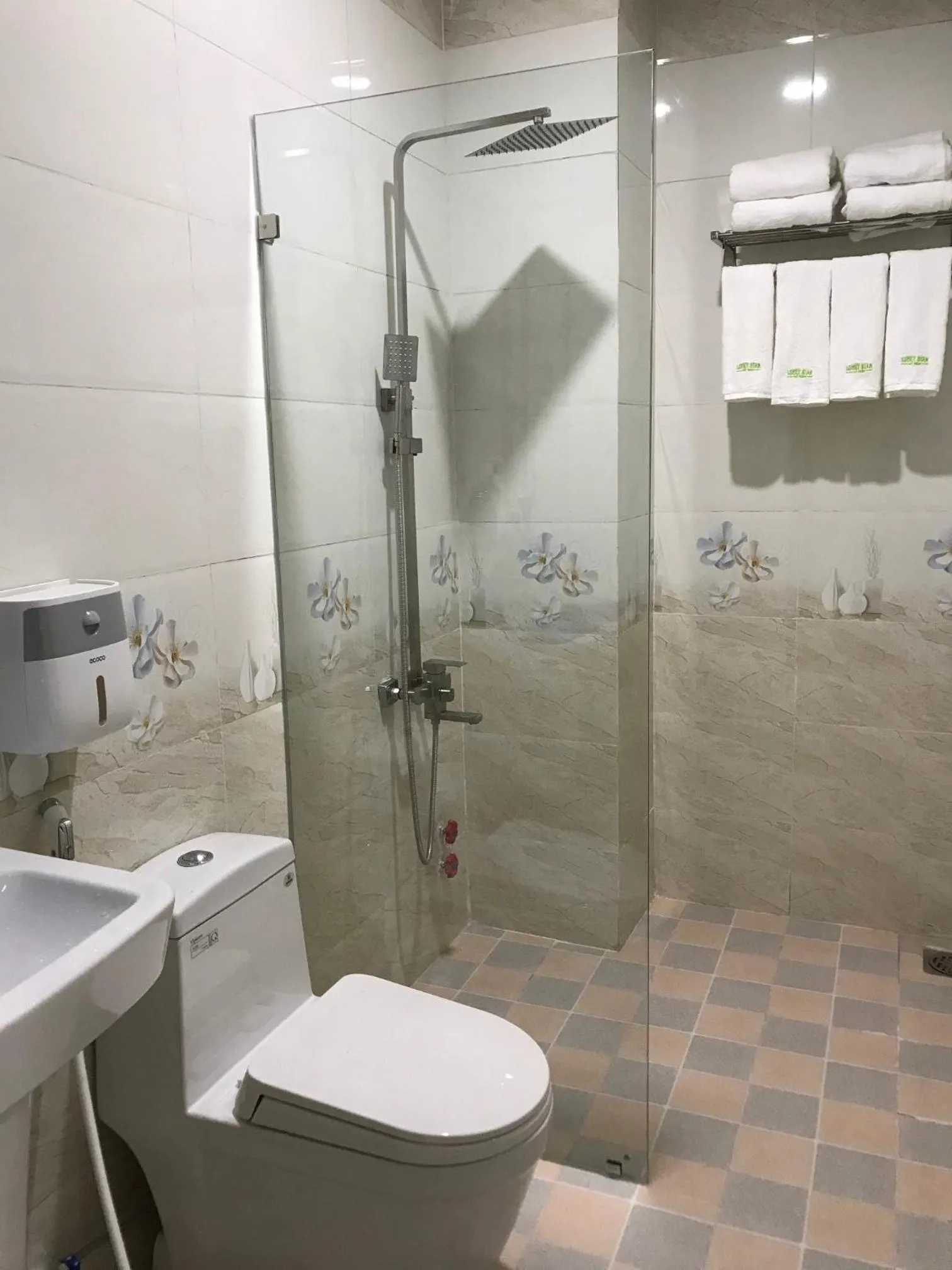 Bathroom in Lucky Star Ho Tram Hotel & Restaurant