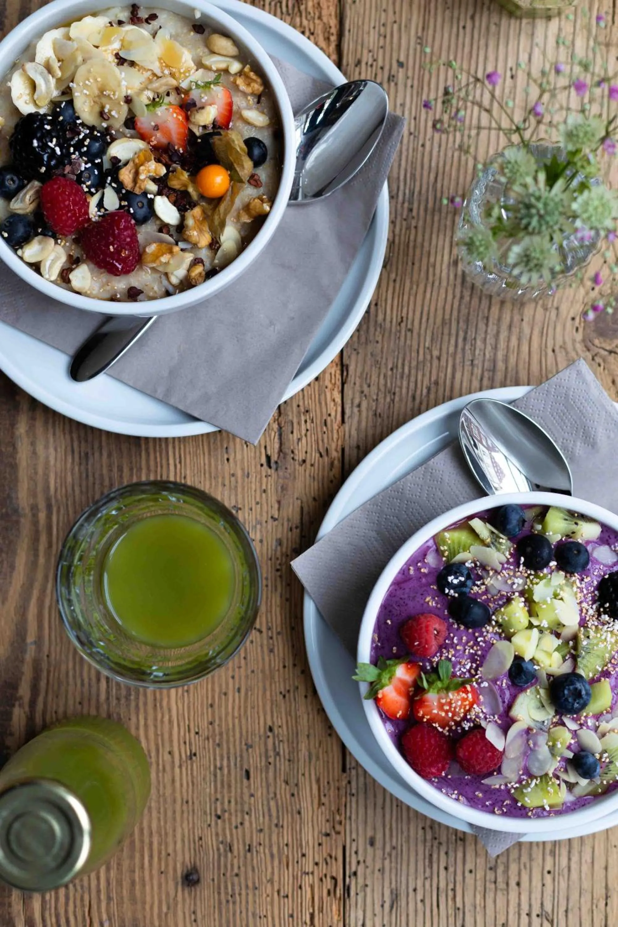 Restaurant/places to eat in Hotel zum Heidkrug & Café Lil