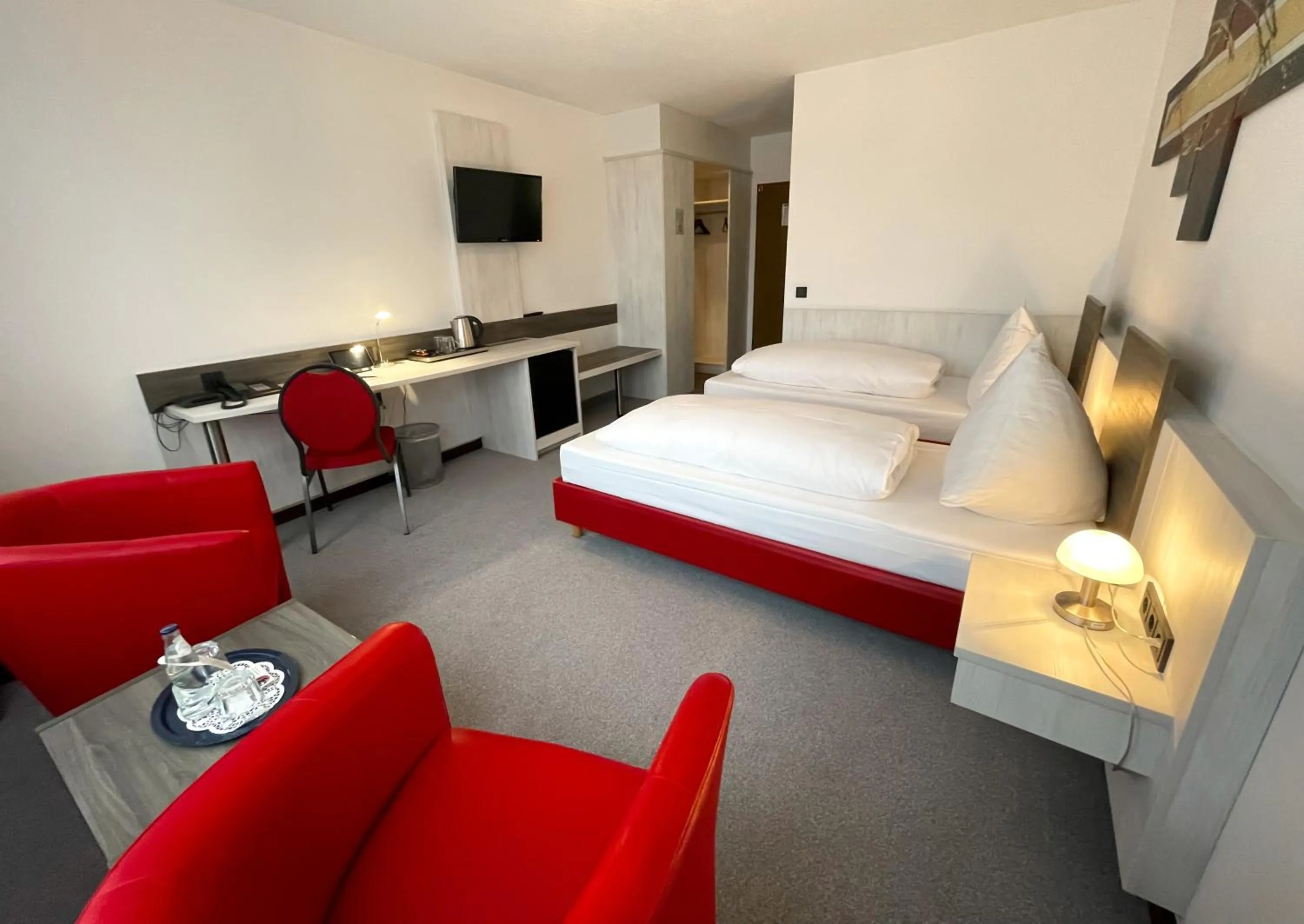 TV and multimedia, Bed in Brenner Hotel