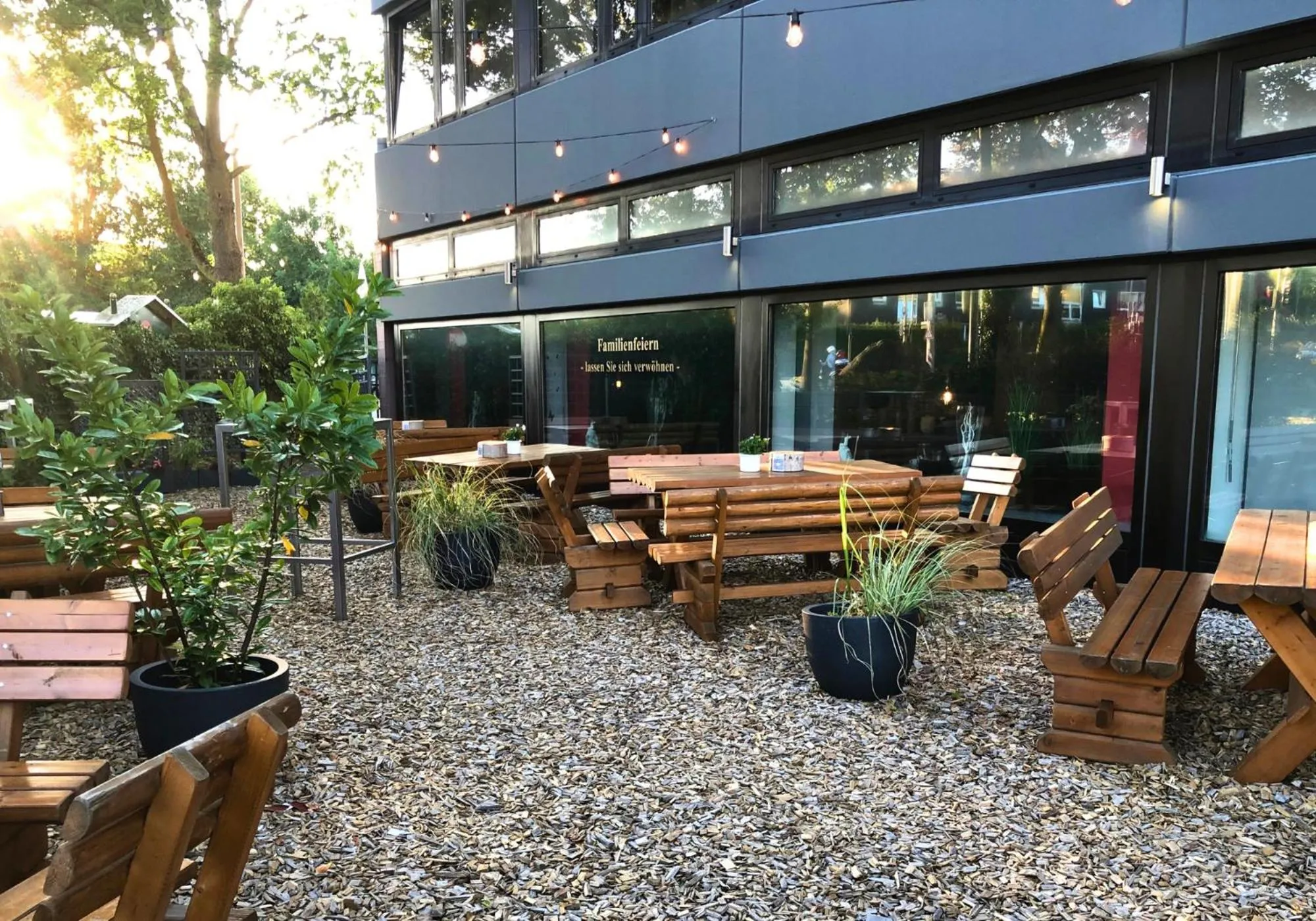 Restaurant/places to eat in Brenner Hotel