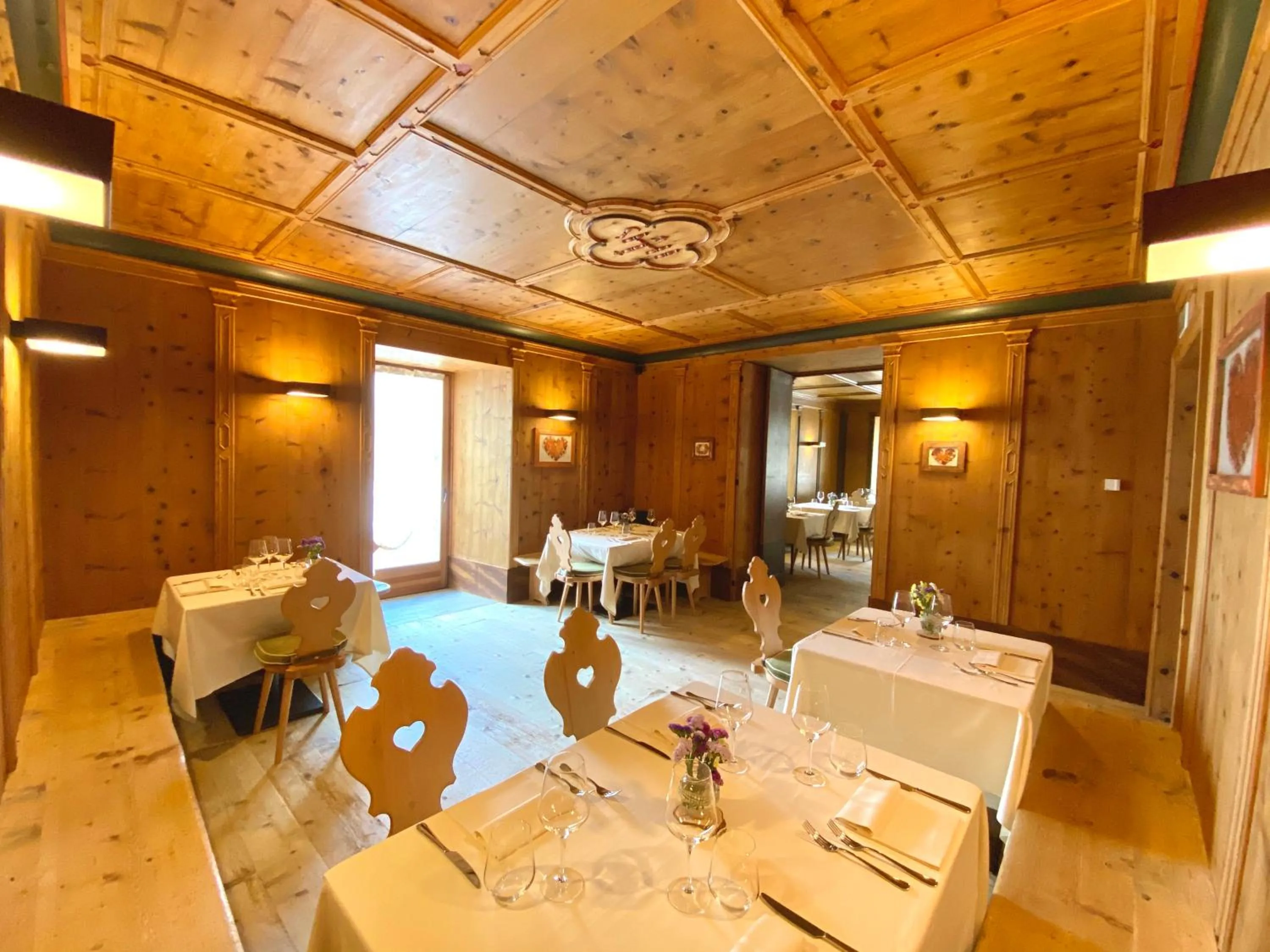Restaurant/places to eat in Rifugio Ospitale