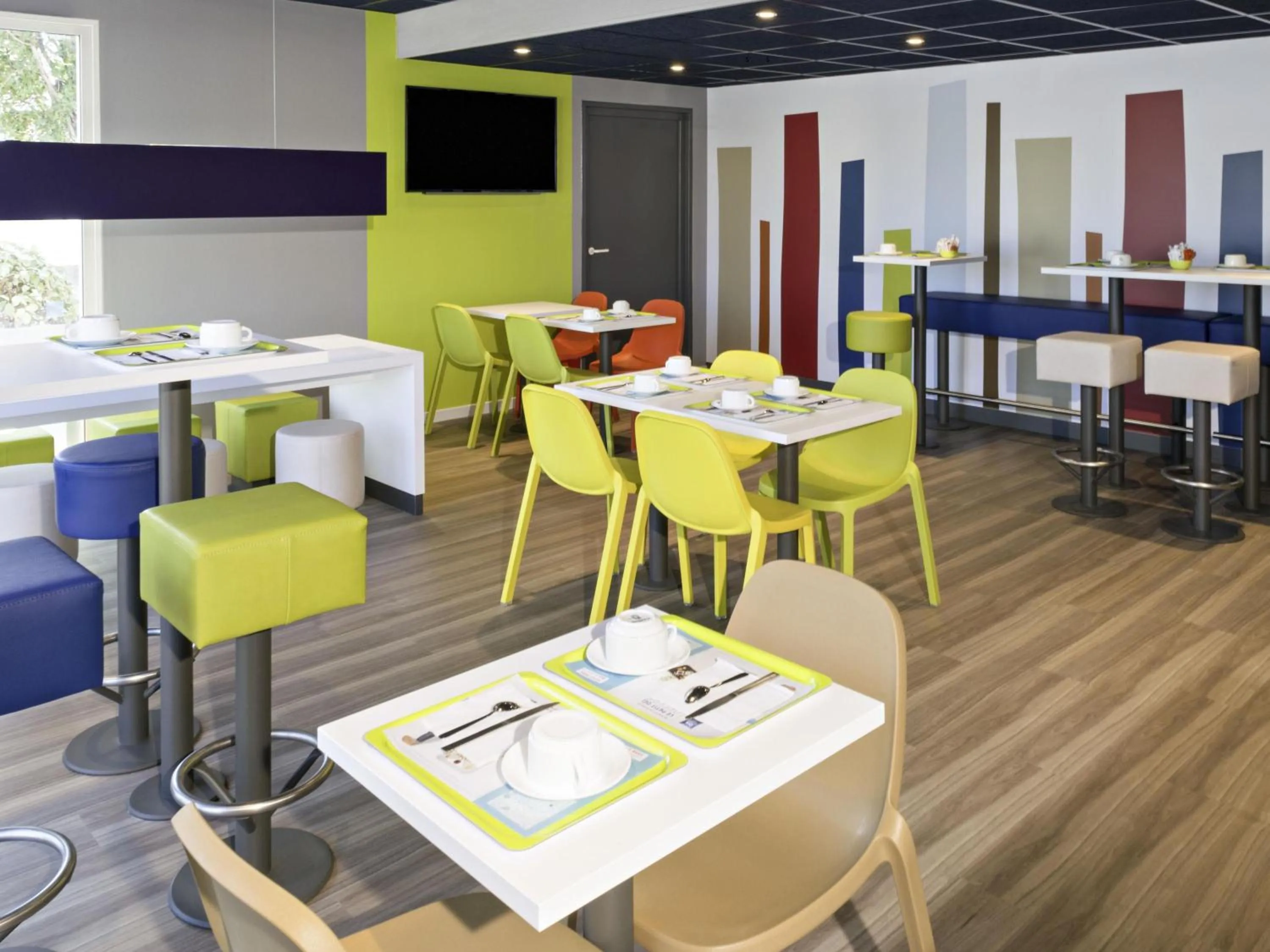 Property building in Hotel Ibis Budget Lyon Eurexpo -