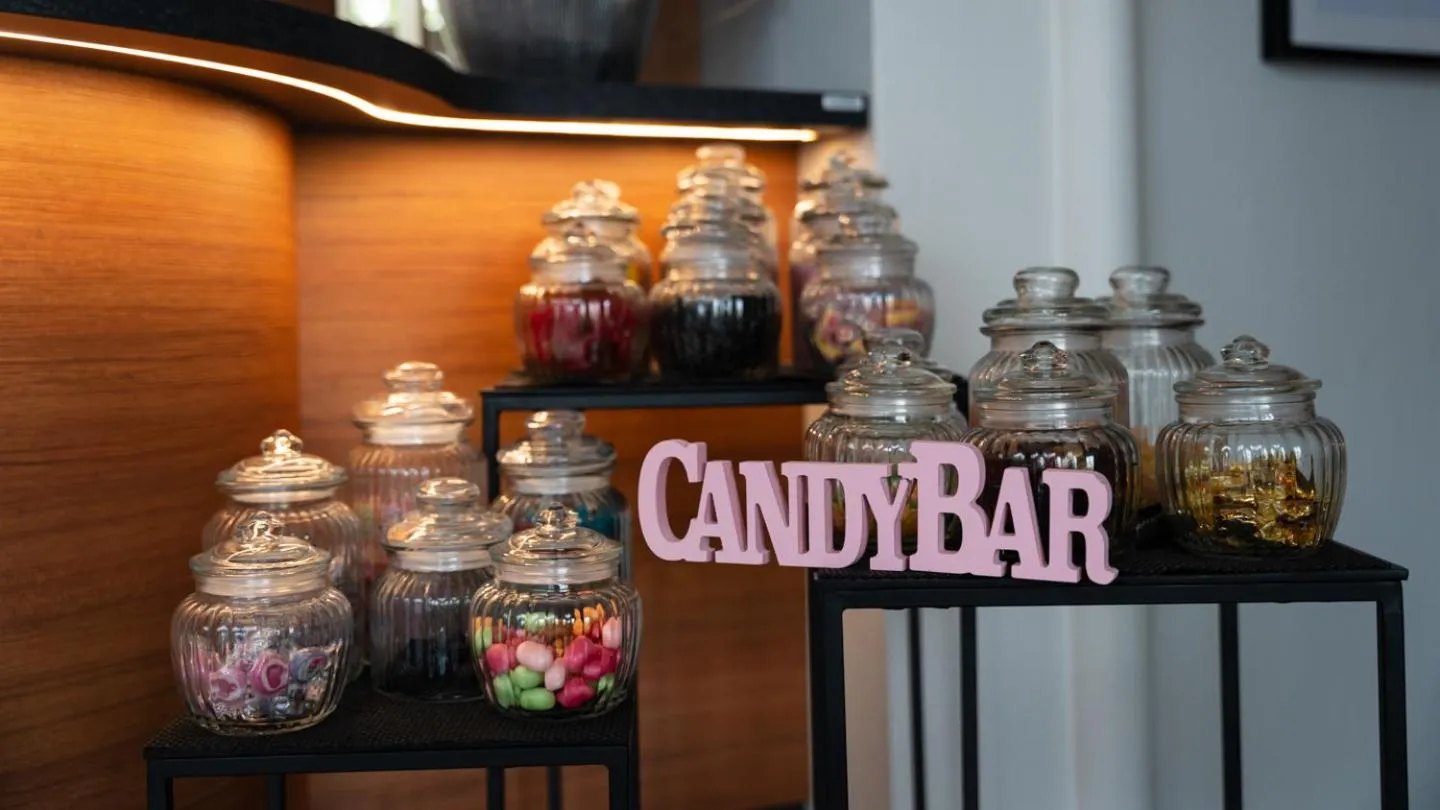 Lobby or reception in Parkhotel Cloppenburg