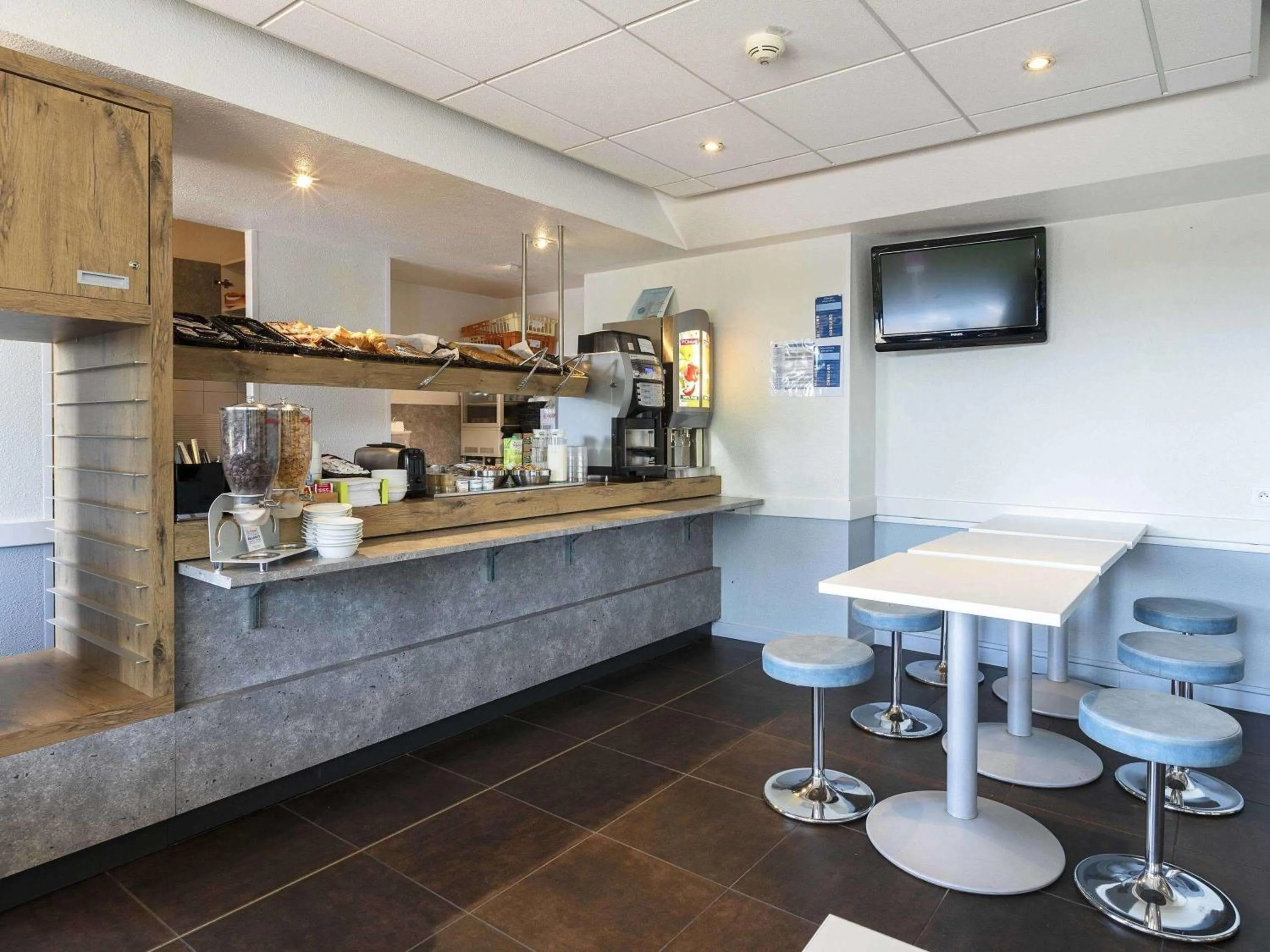 Breakfast in Hotel Ibis Budget Vichy