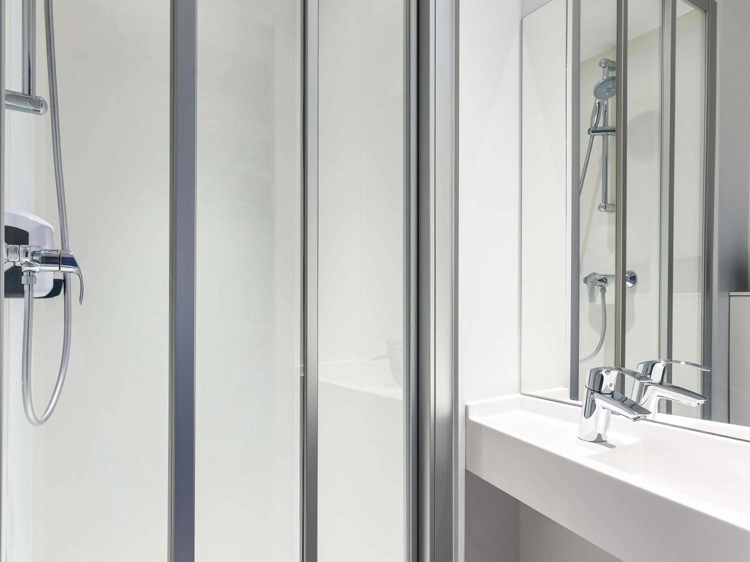 Property building in hotelF1 Thonon Les Bains Est