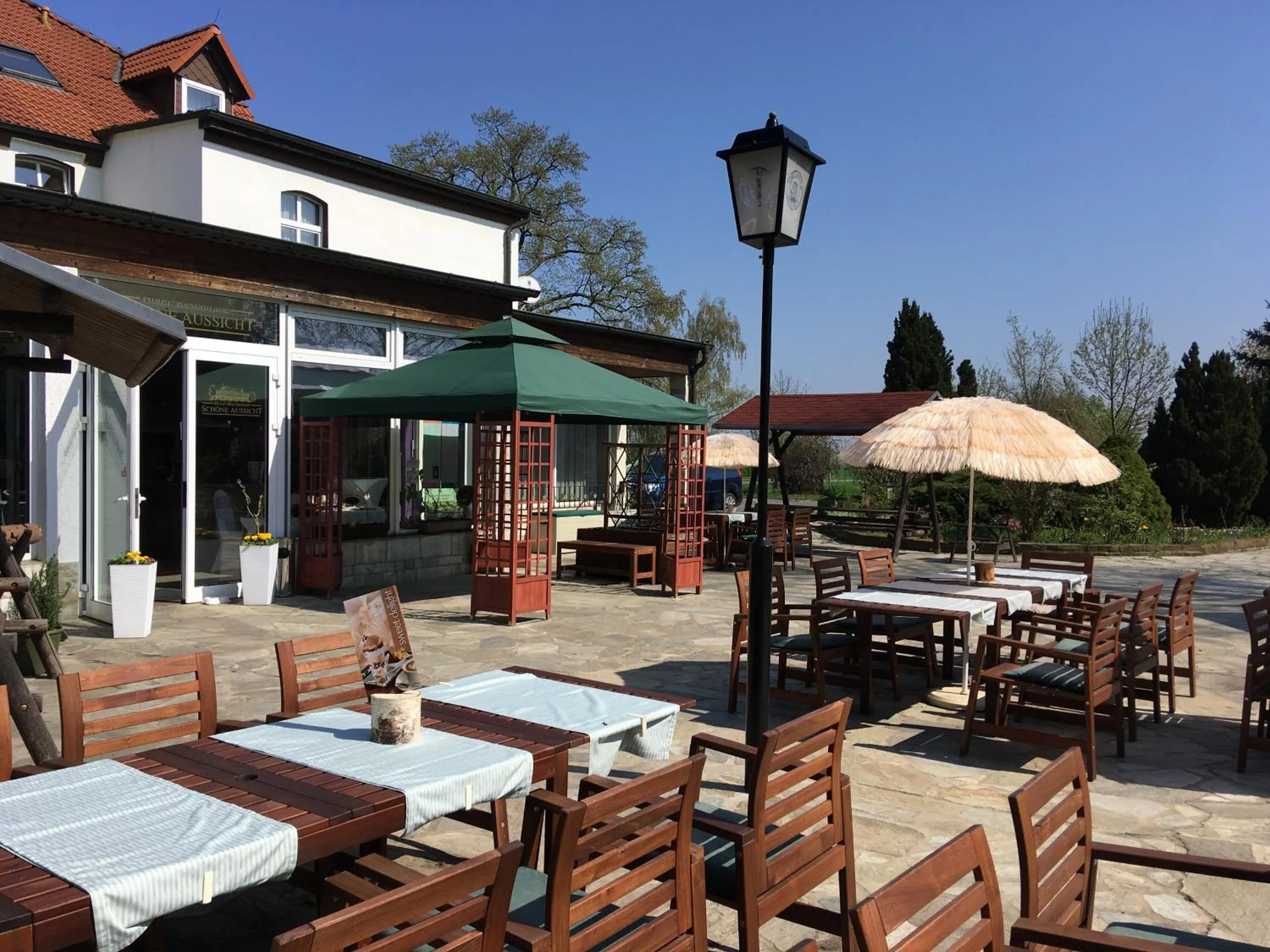 Patio in Hotel Schöne Aussicht