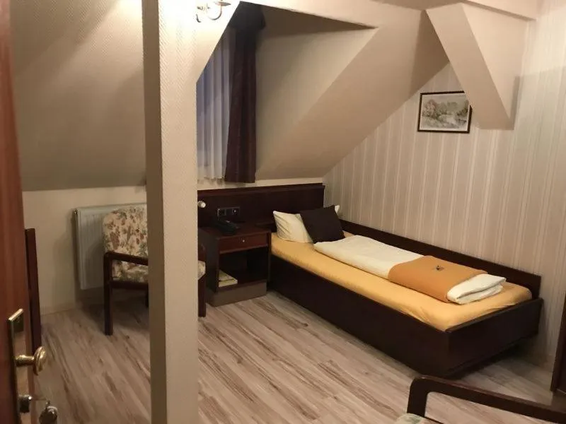 Photo of the whole room, Bed in Hotel Schöne Aussicht