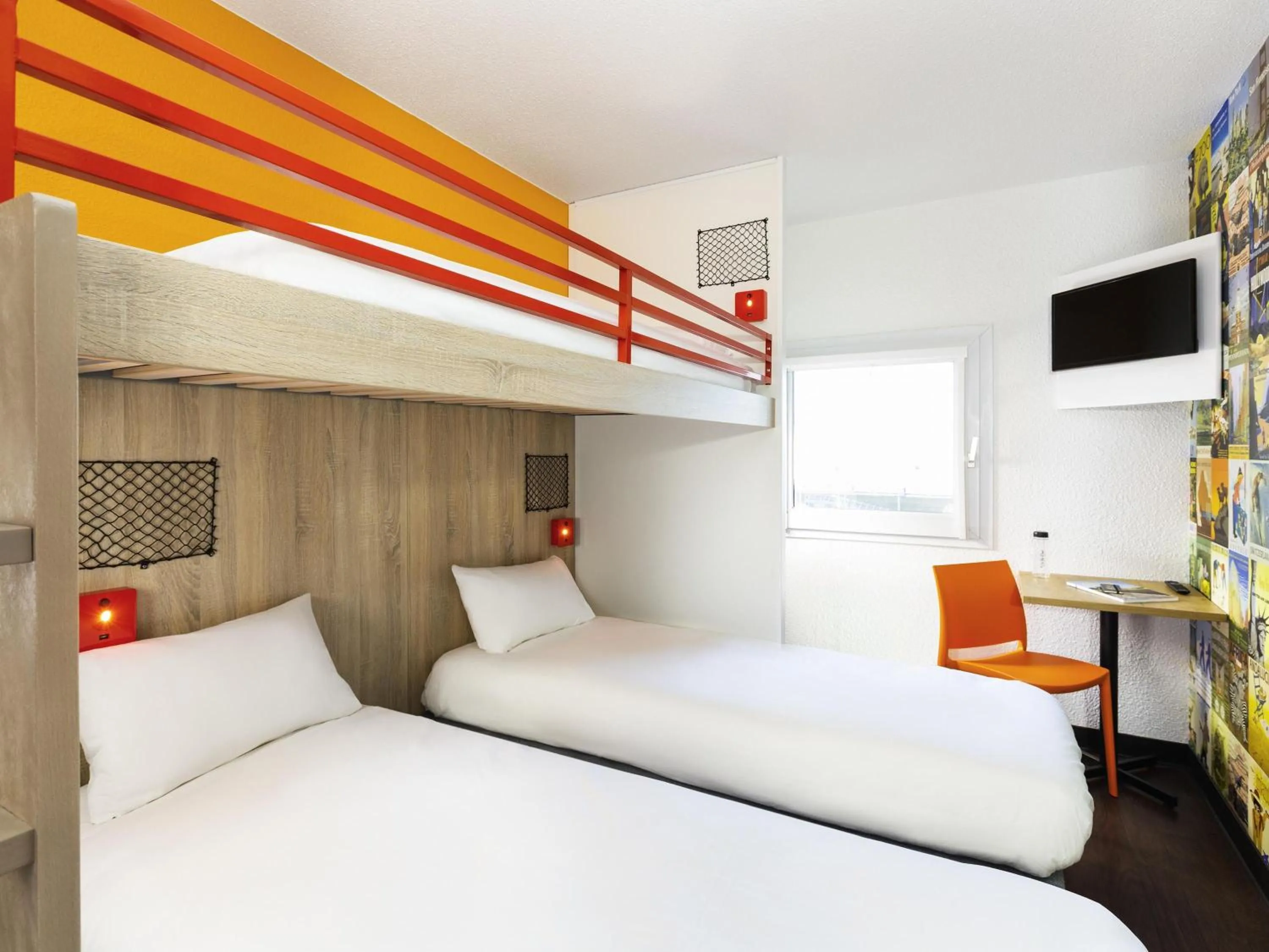 Bedroom, Bed in hotelF1 Nantes Est La Beaujoire