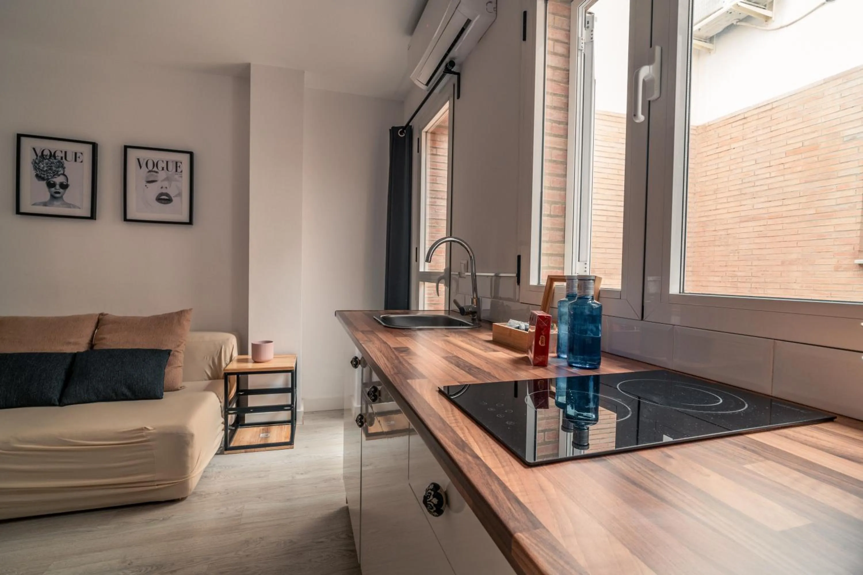 Kitchen or kitchenette in Apartamentos Avanel