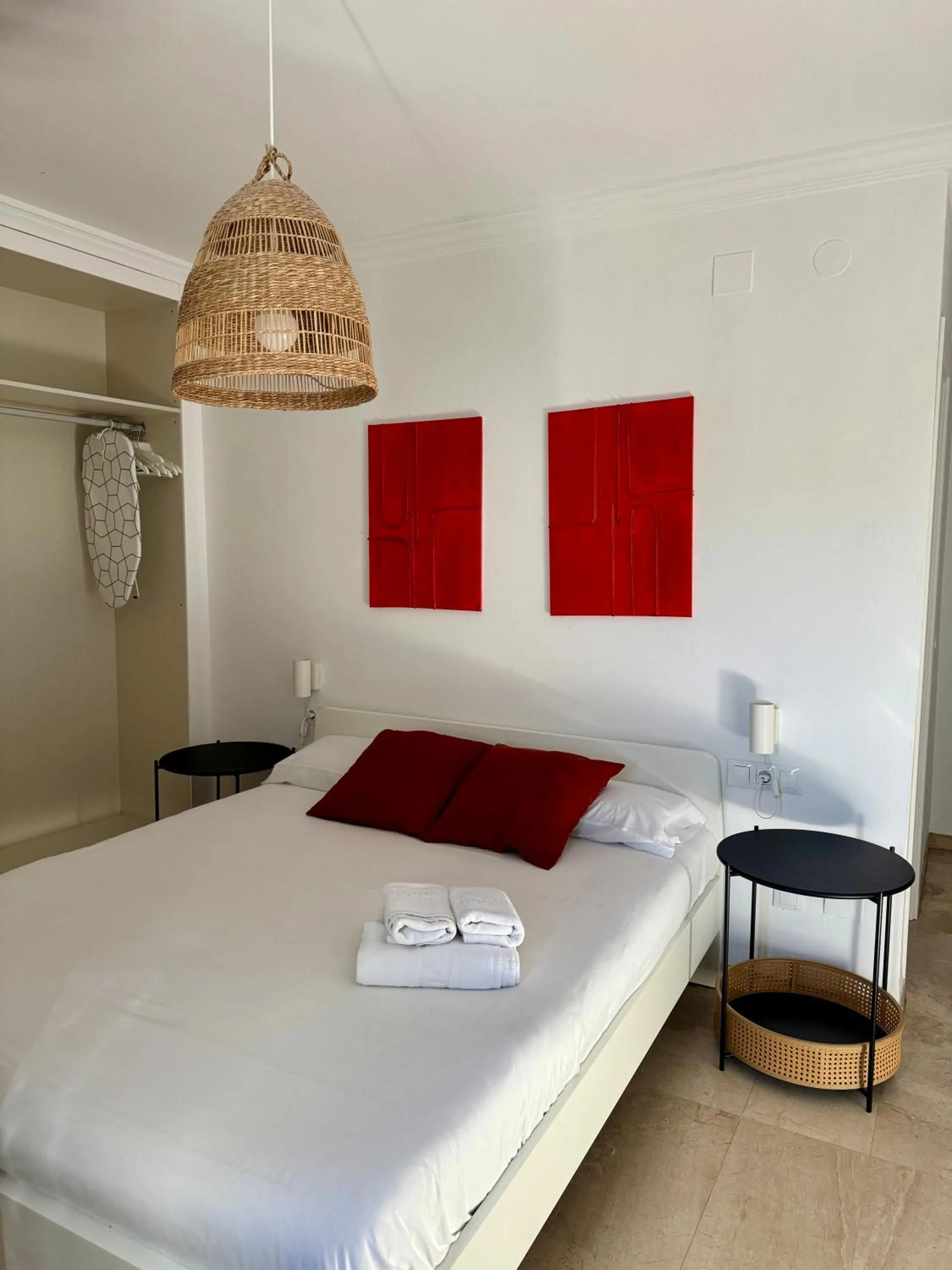 Bedroom, Bed in Apartamentos Avanel