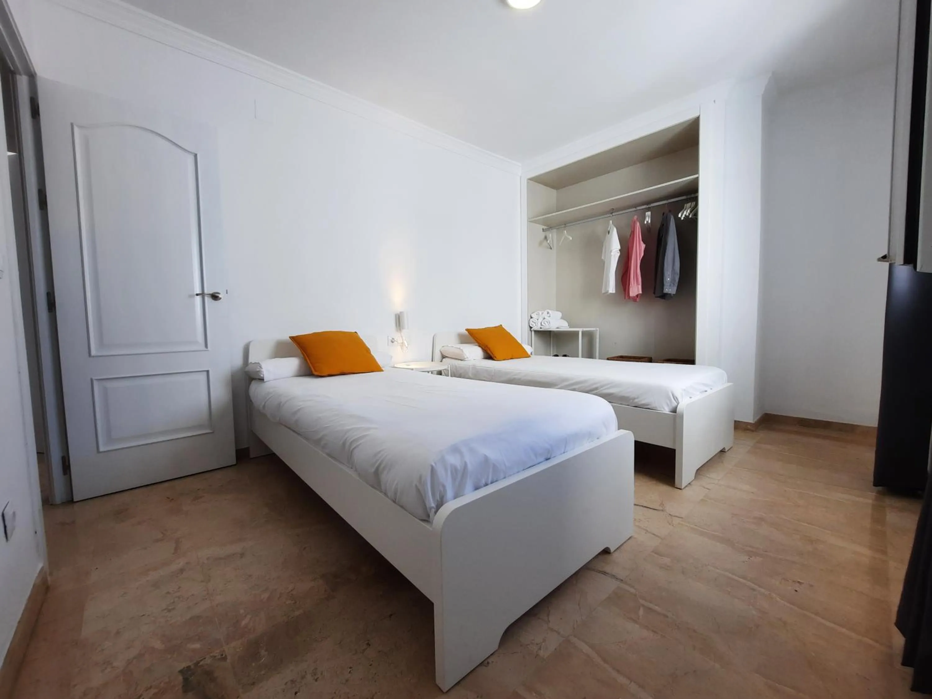 Bedroom, Bed in Apartamentos Avanel