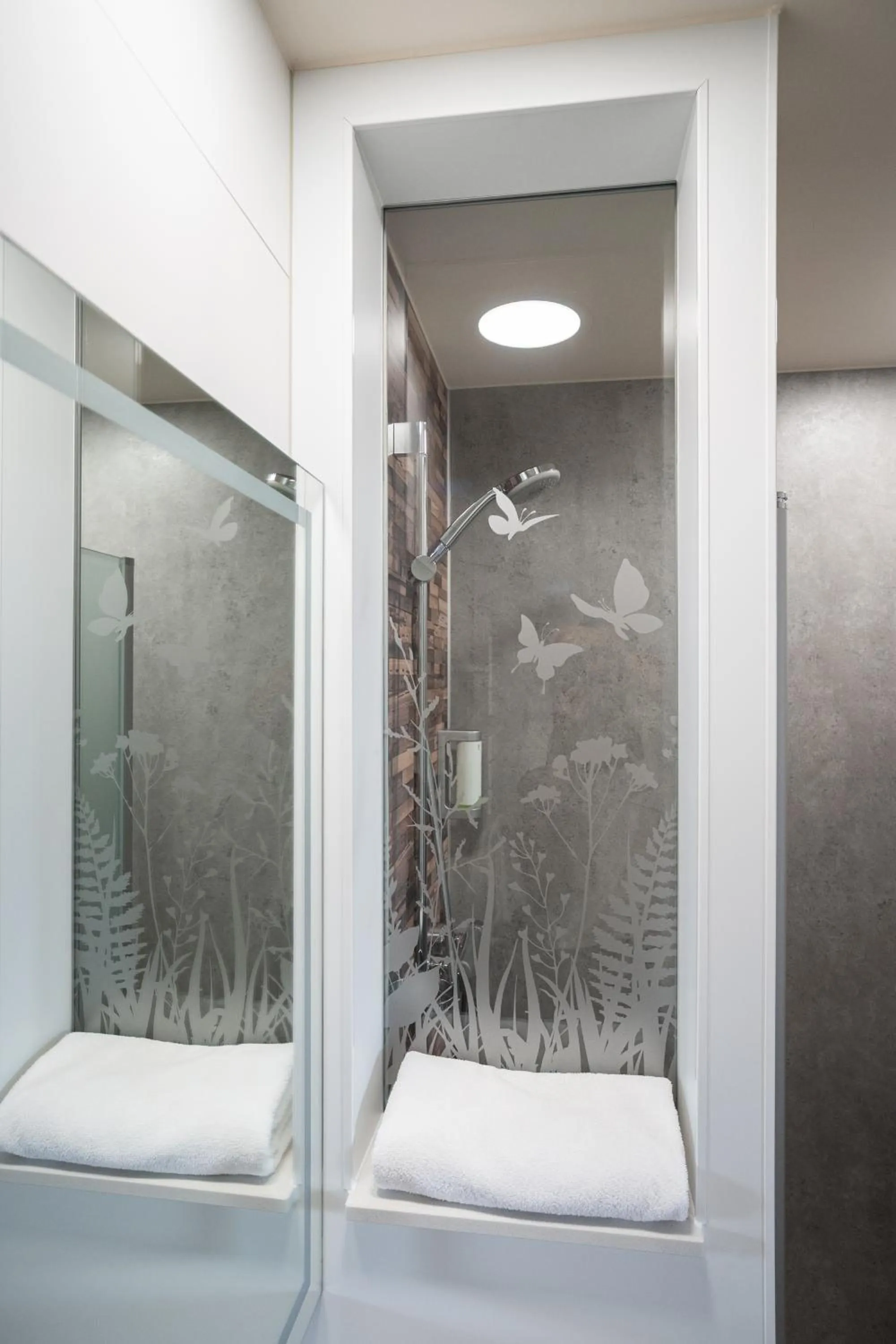 Bathroom in Hotel in der Mühle