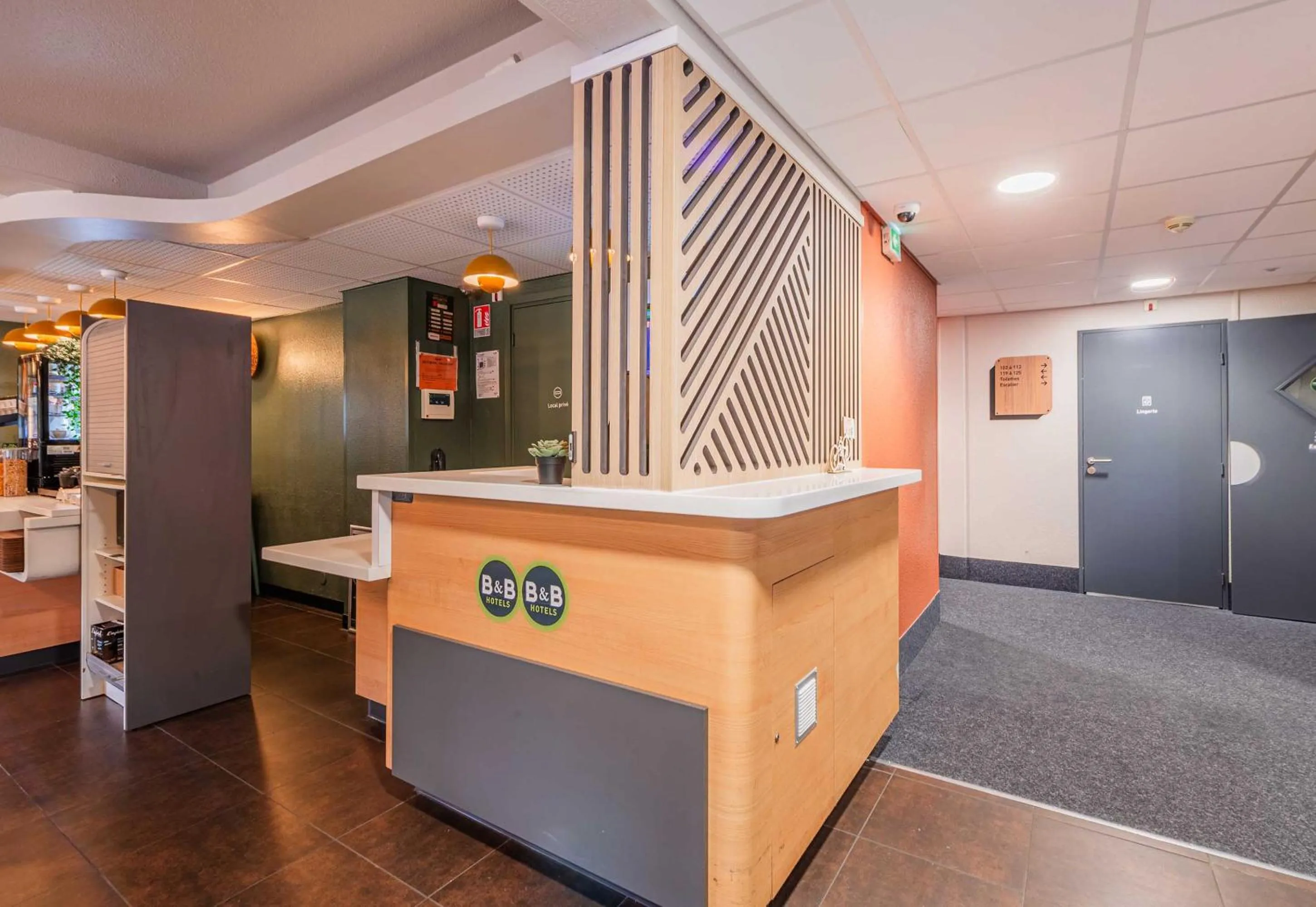 Lobby or reception in B&B HOTEL Mulhouse Dornach