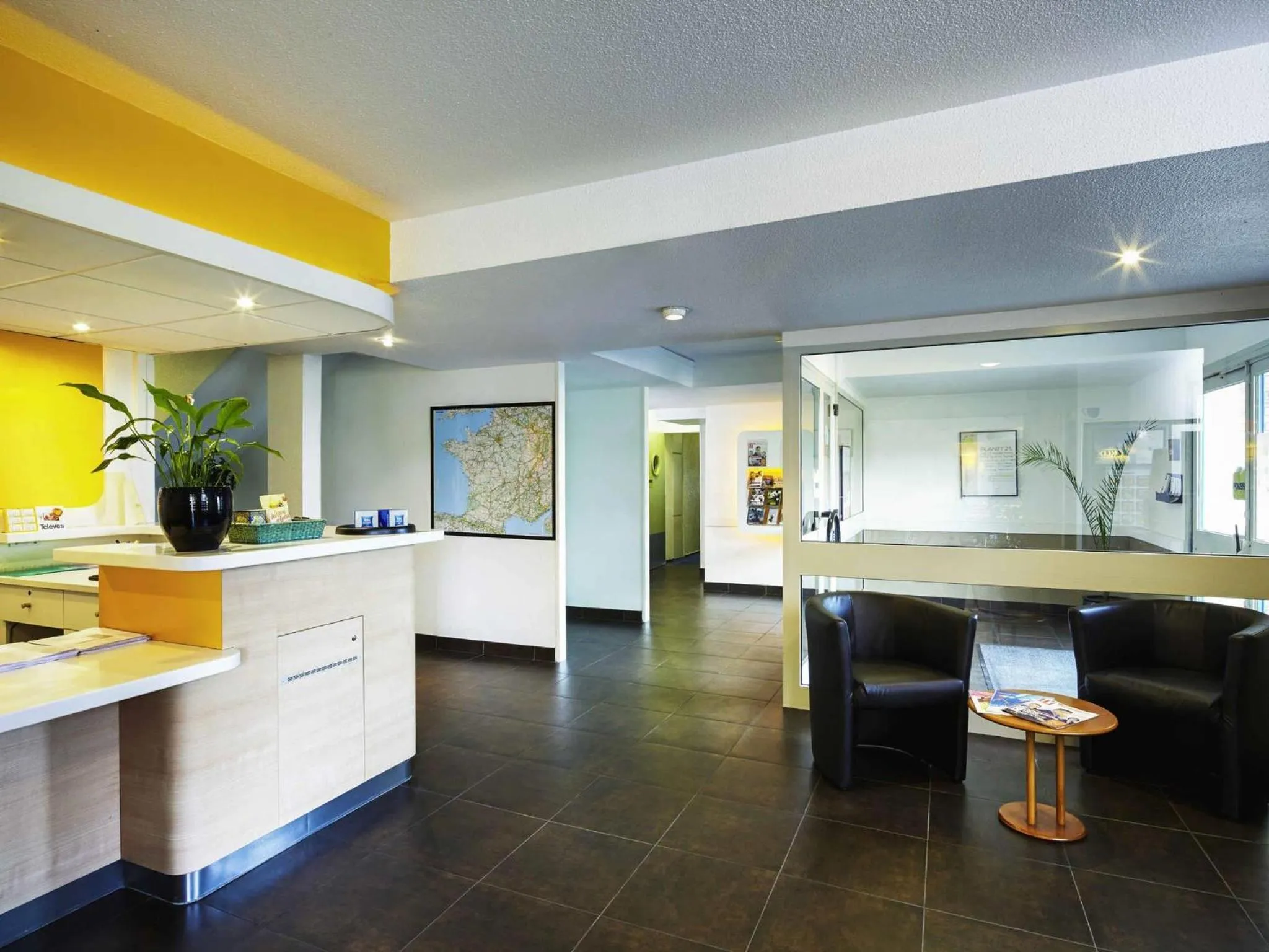 Property building in ibis budget Chartres