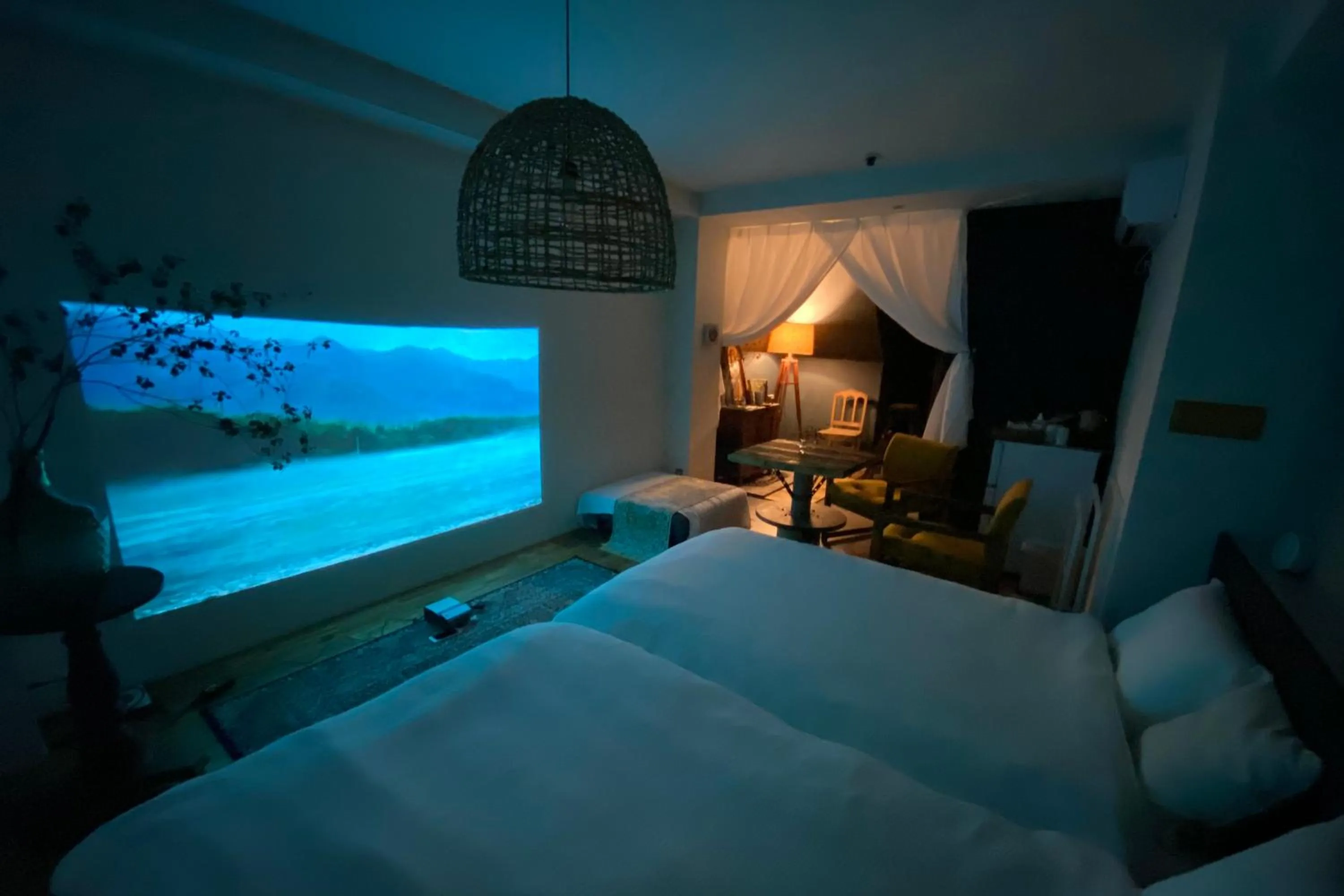 TOE LIBRARY Tokyo Asakusa