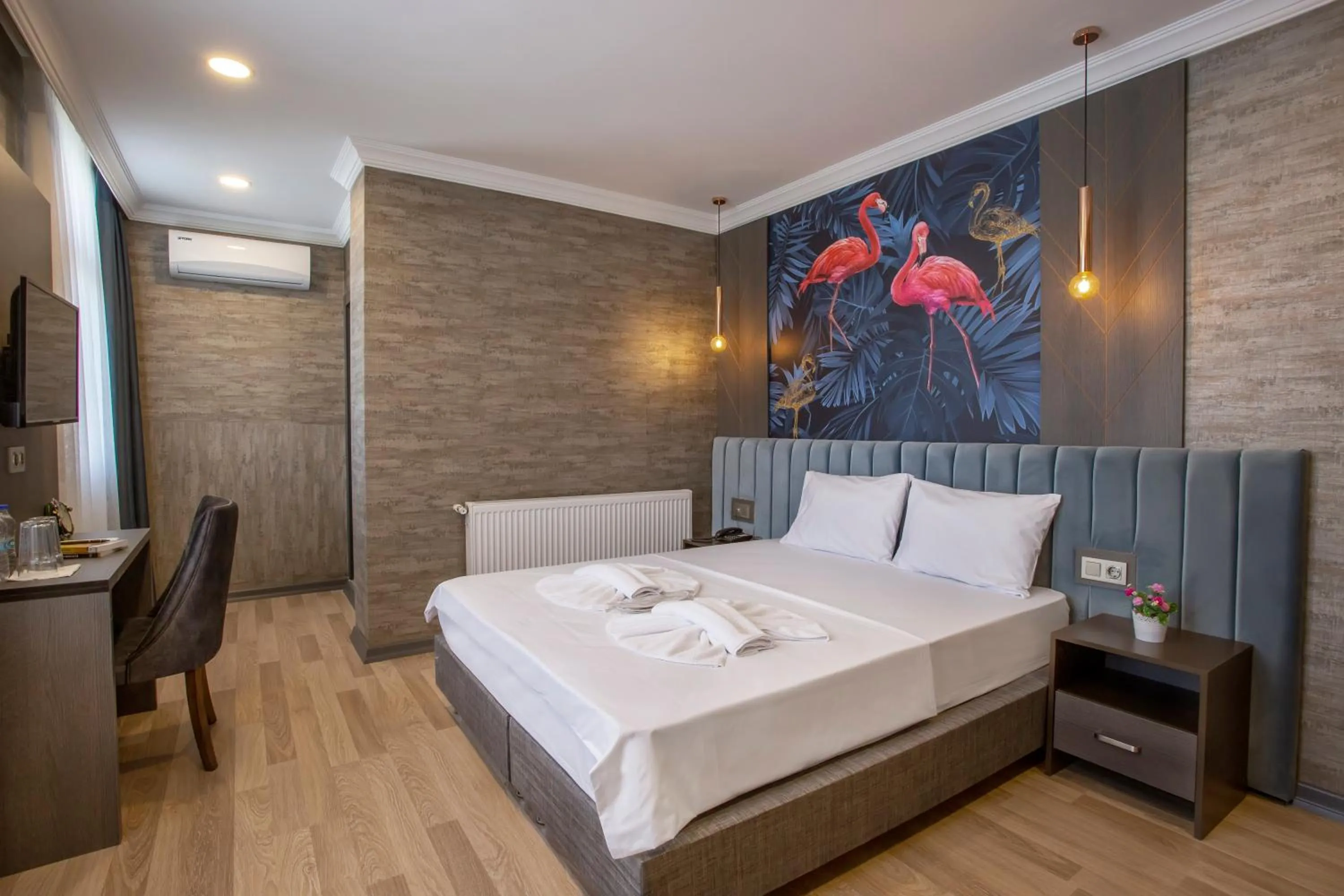 Bed in La Vie Suite Hotel