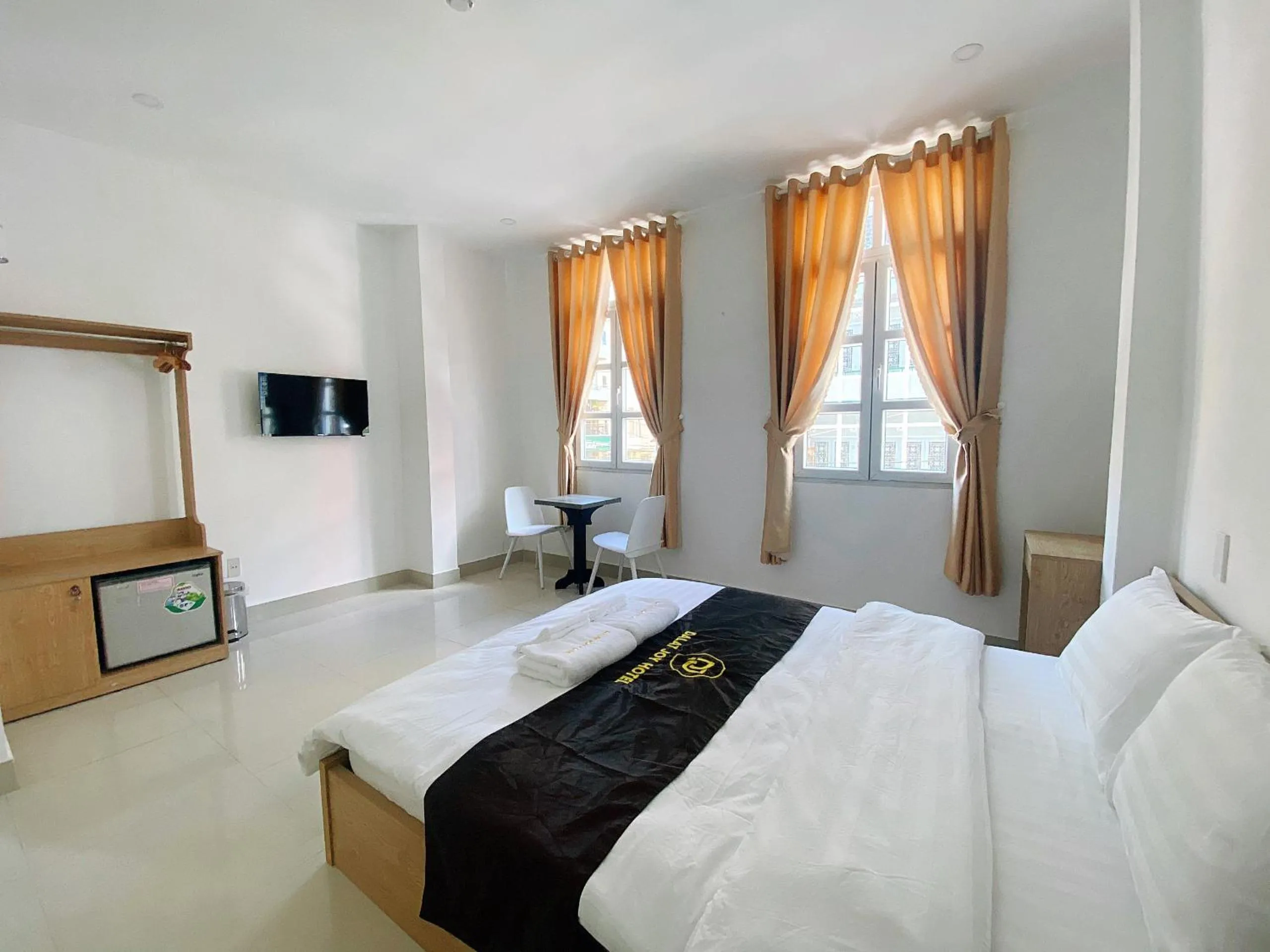 City view, Bed in Dalat Joy Hotel