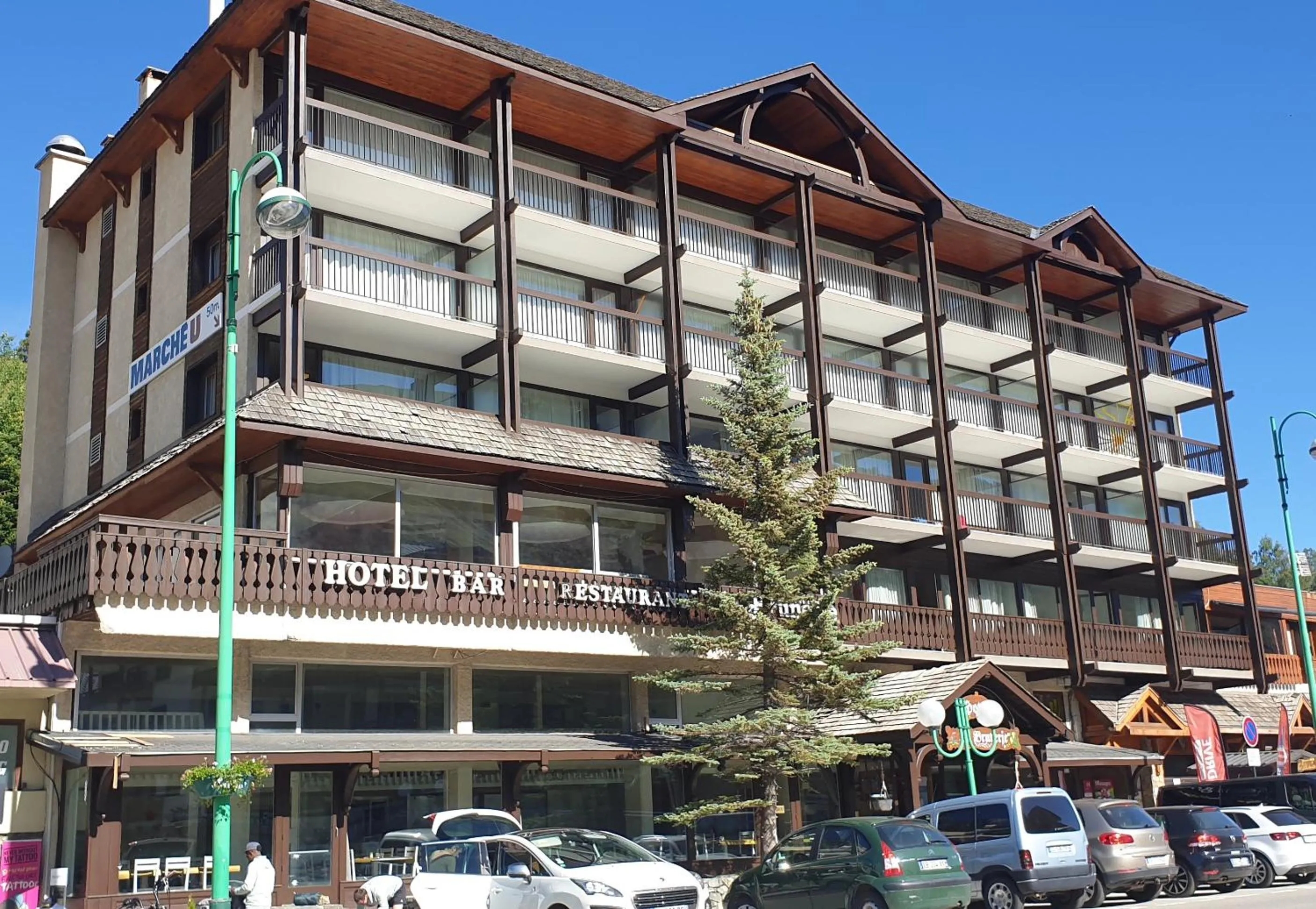 Property building in Hotel la Brunerie