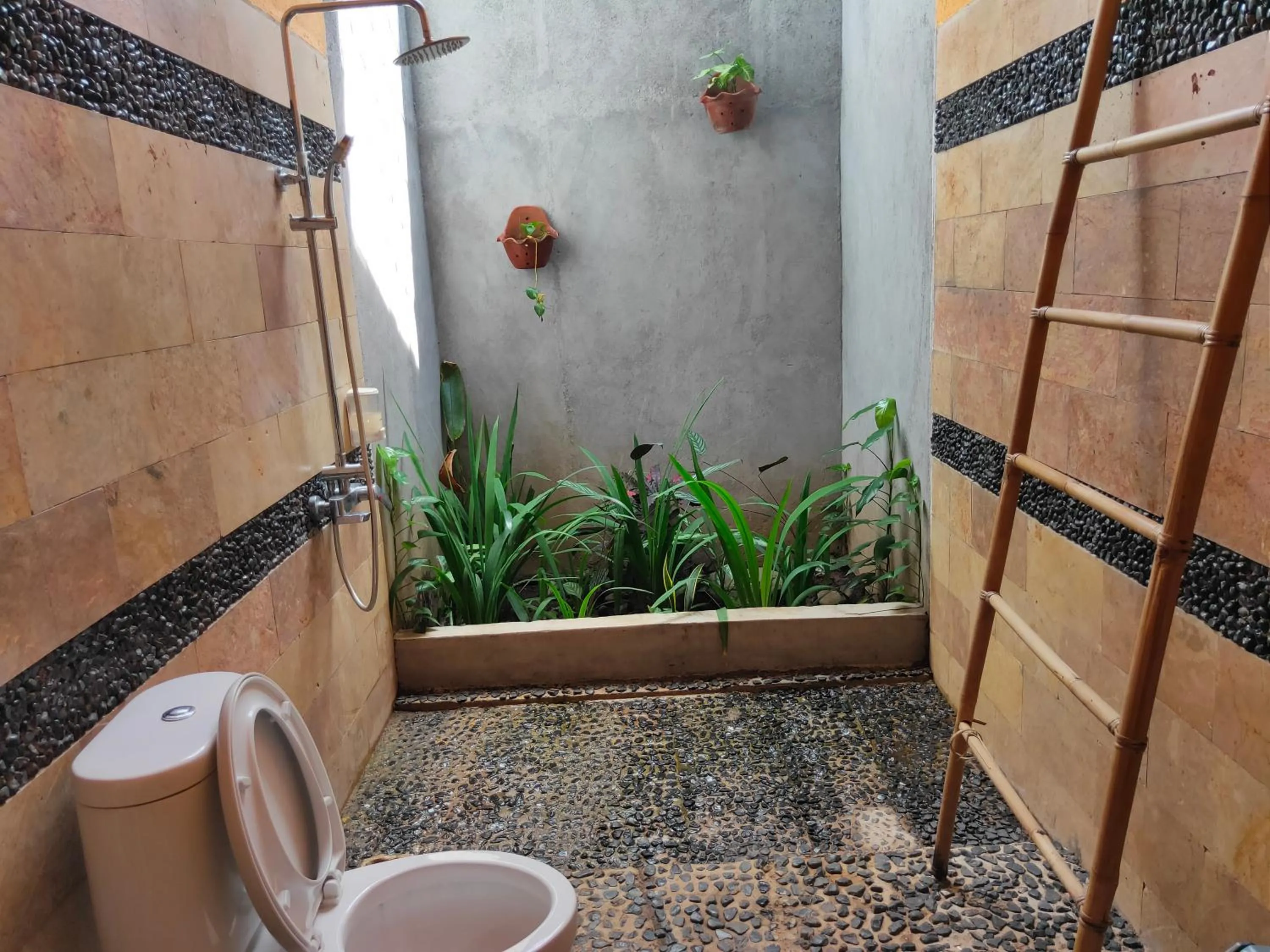 Bale Sebaya Bungalows