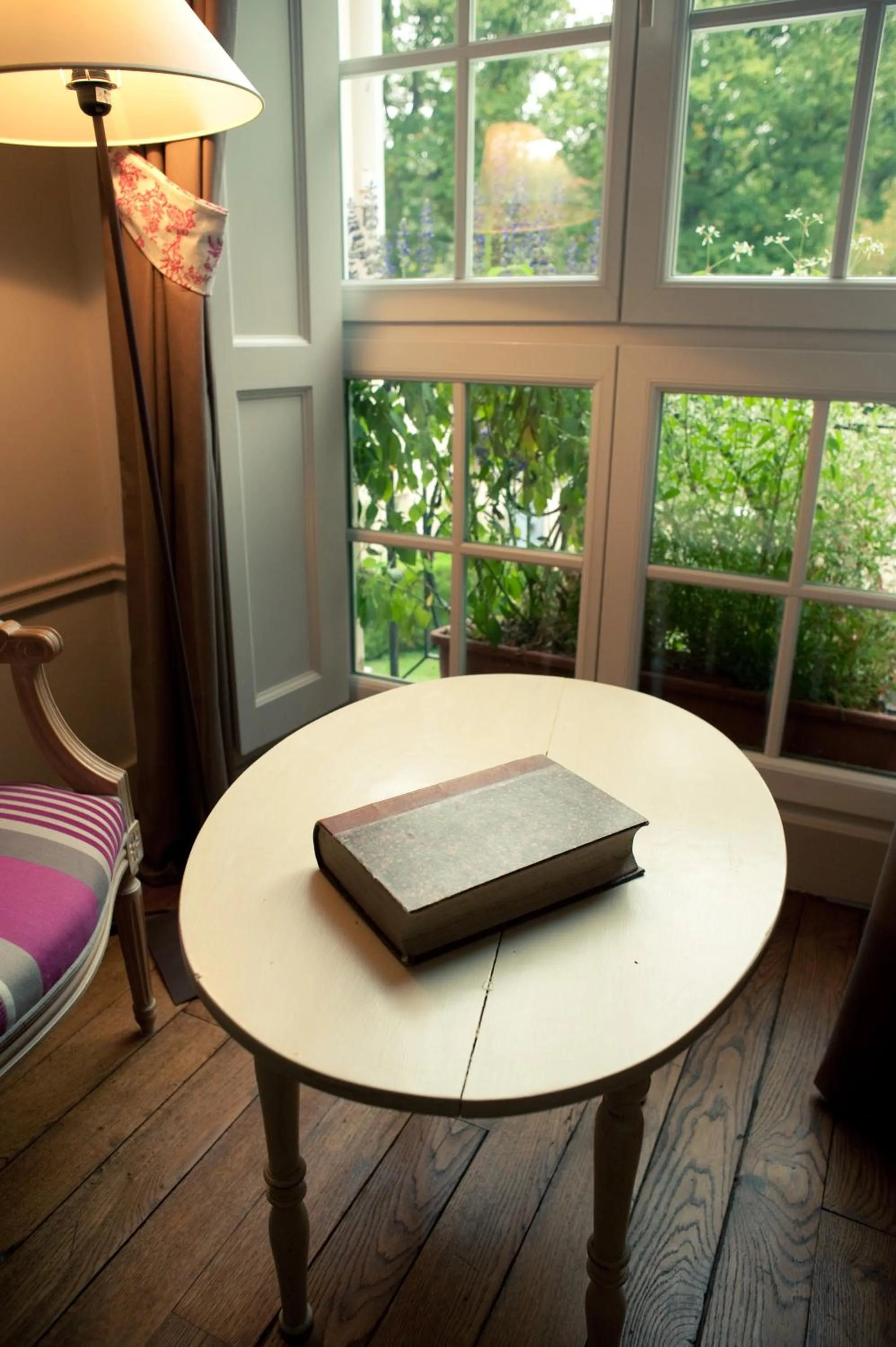Seating area in Le Chateau De La Vierge