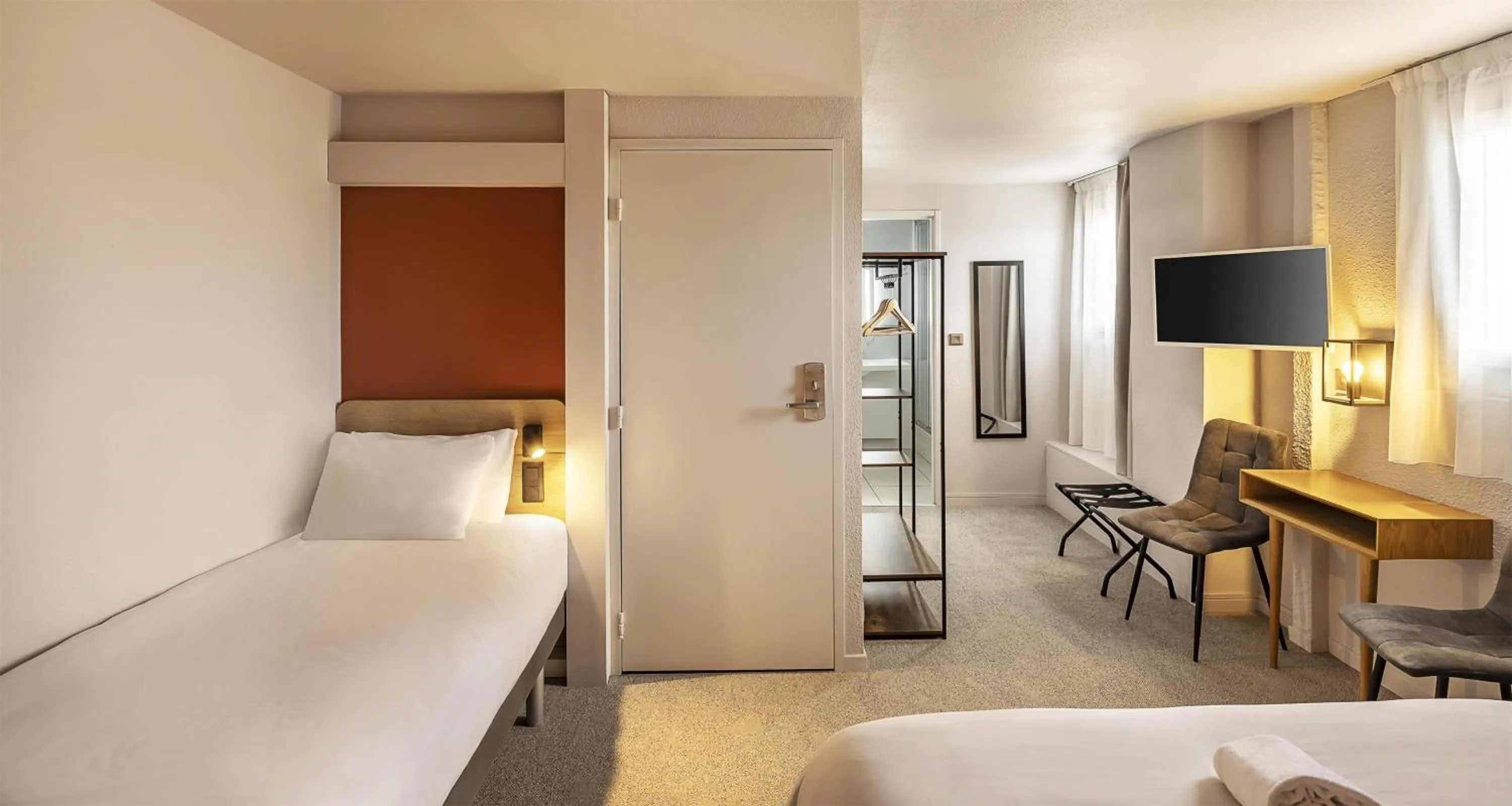 View (from property/room), Bed in Sure Hotel by Best Western Nimes Est