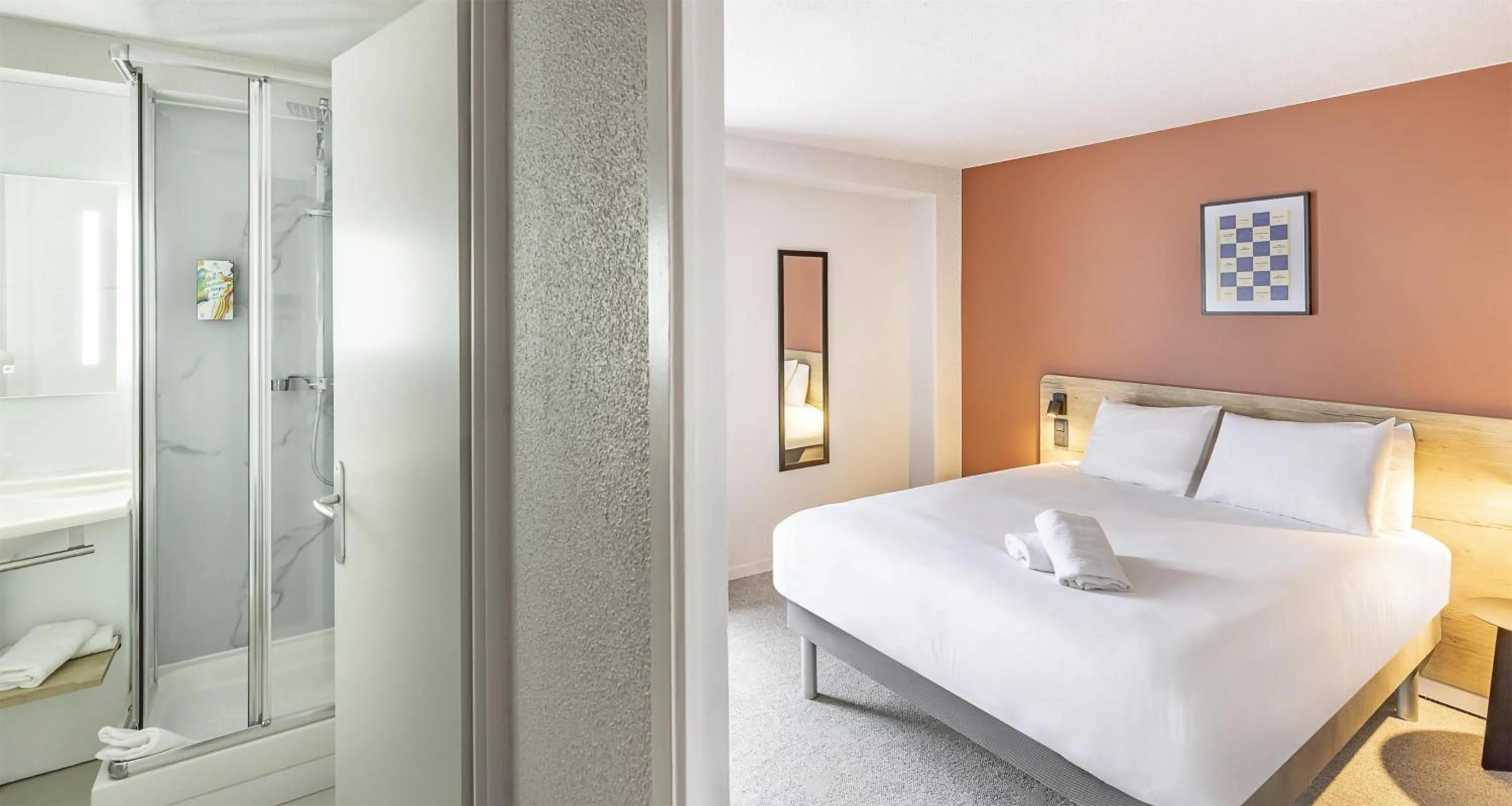 View (from property/room), Bed in Sure Hotel by Best Western Nimes Est