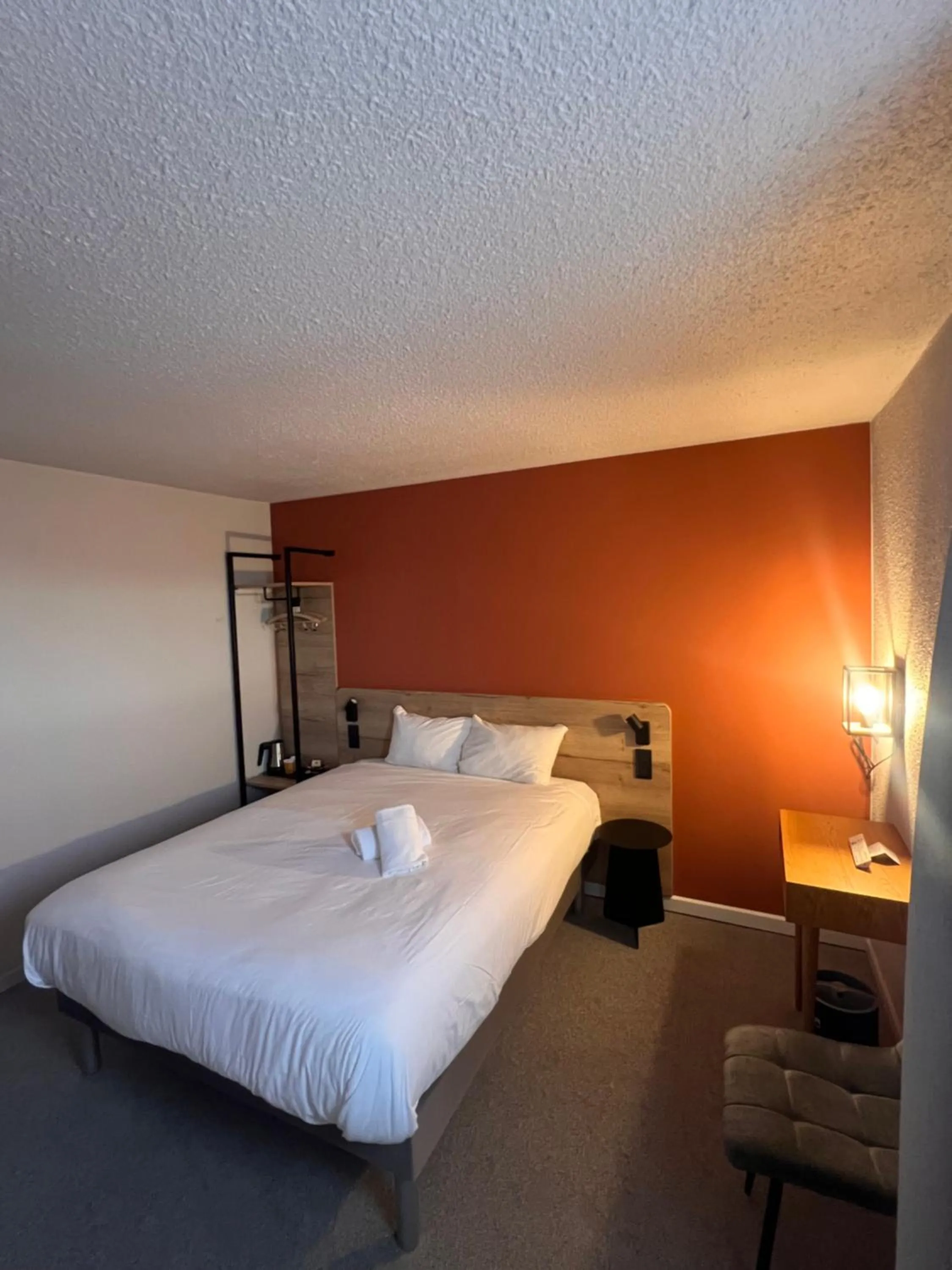 Bed in Sure Hotel by Best Western Nimes Est