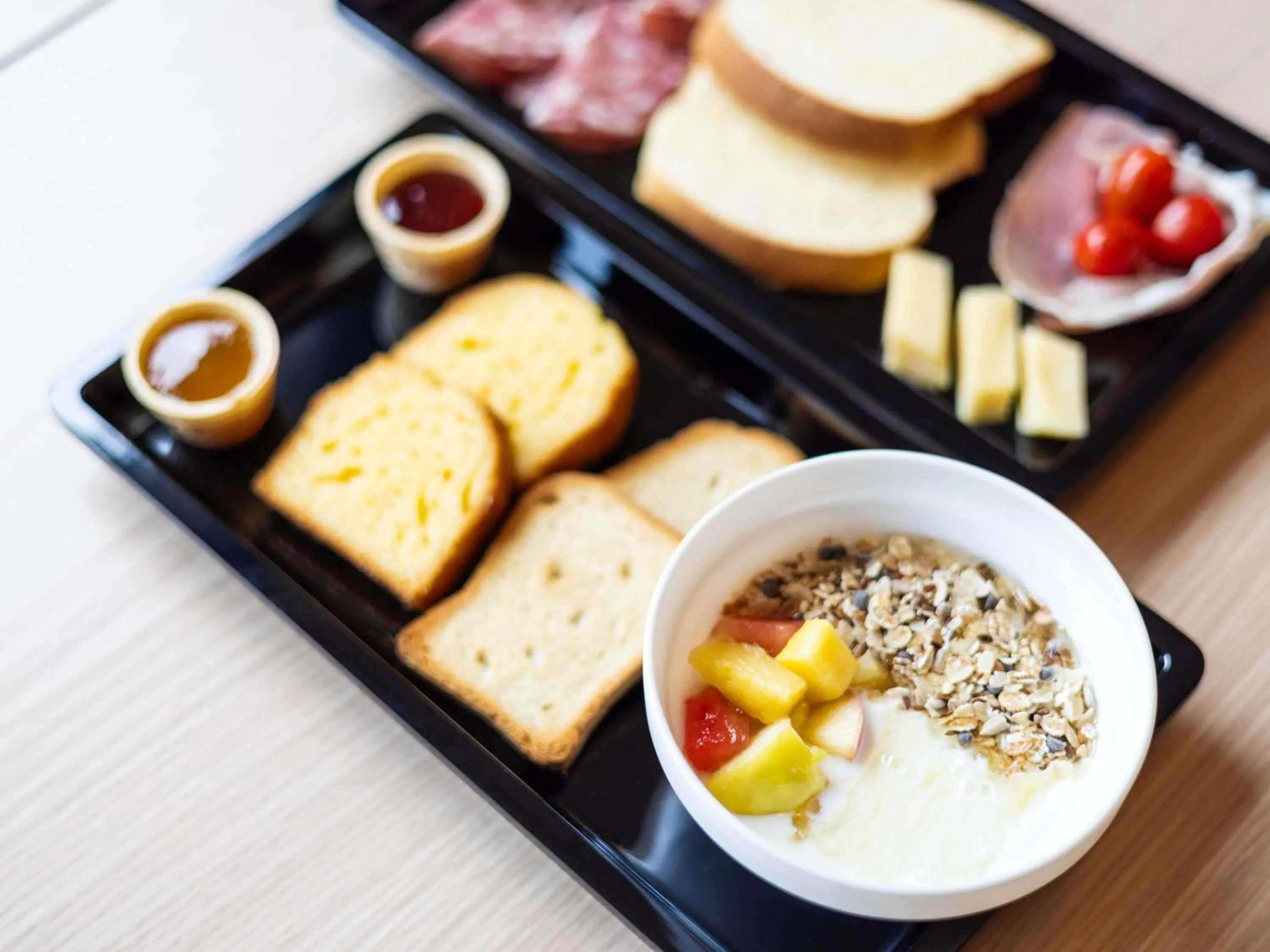 Breakfast in Hotel ibis budget Chatillon Paris Ouest